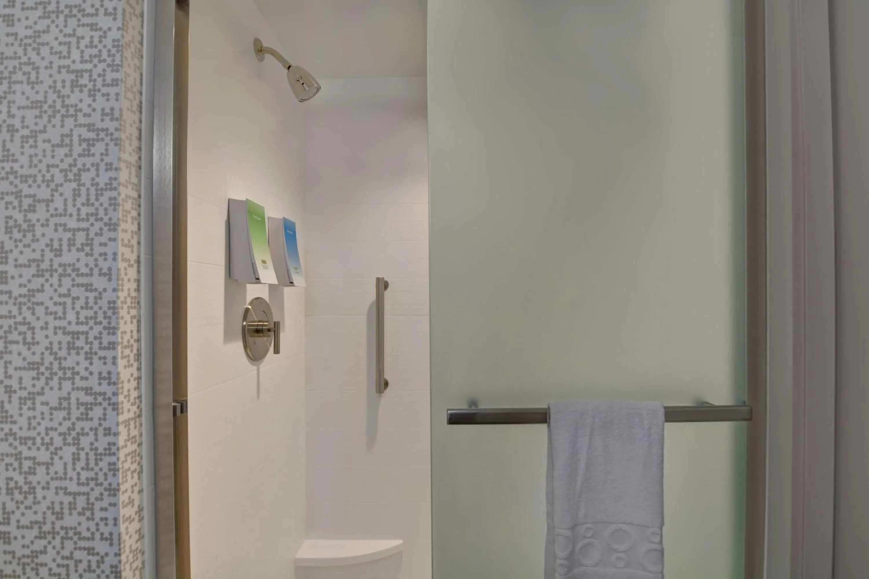 Bathroom in Home2 Suites Williston Burlington, Vt