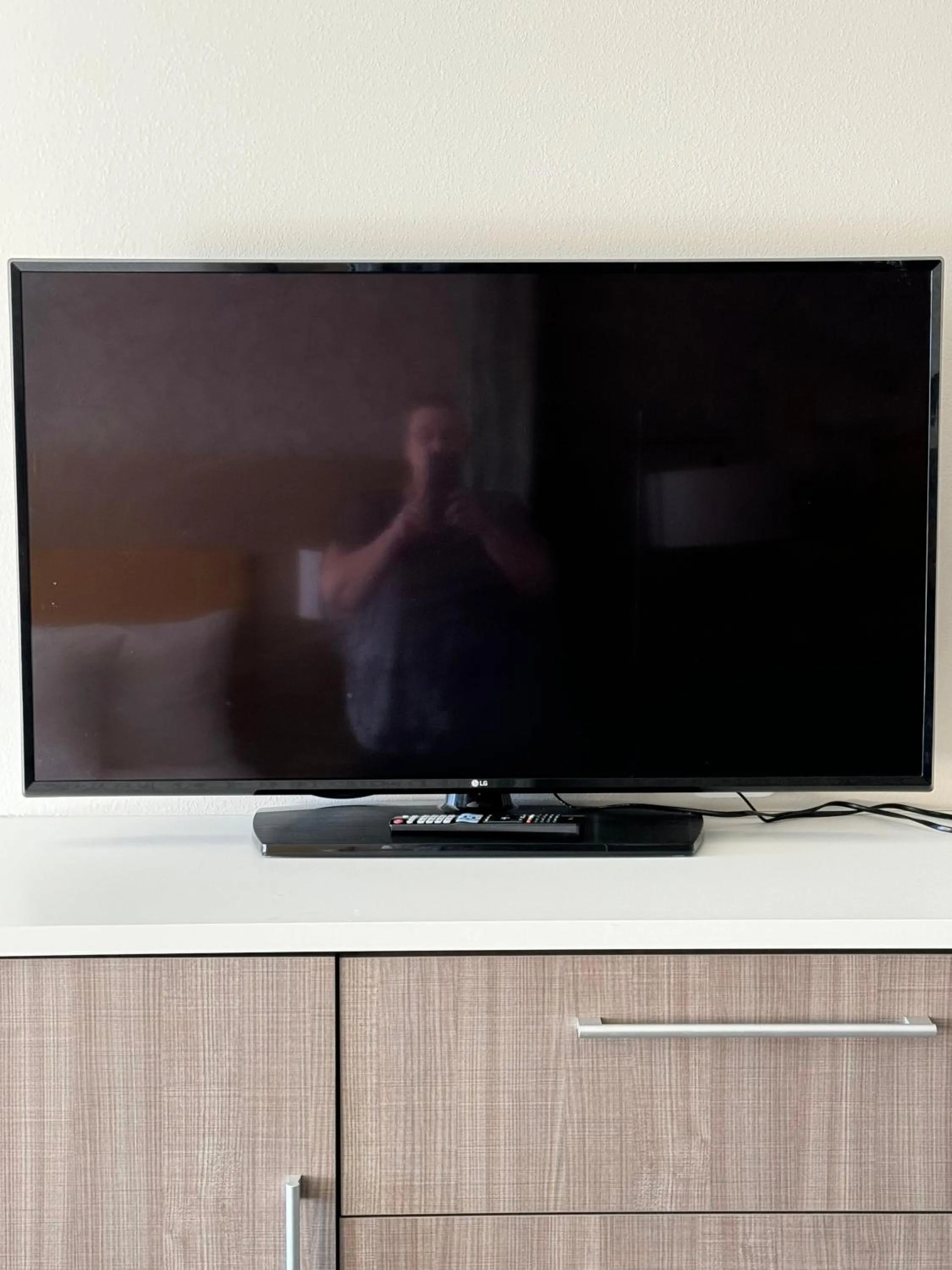 TV and multimedia in Home2 Suites Williston Burlington, Vt