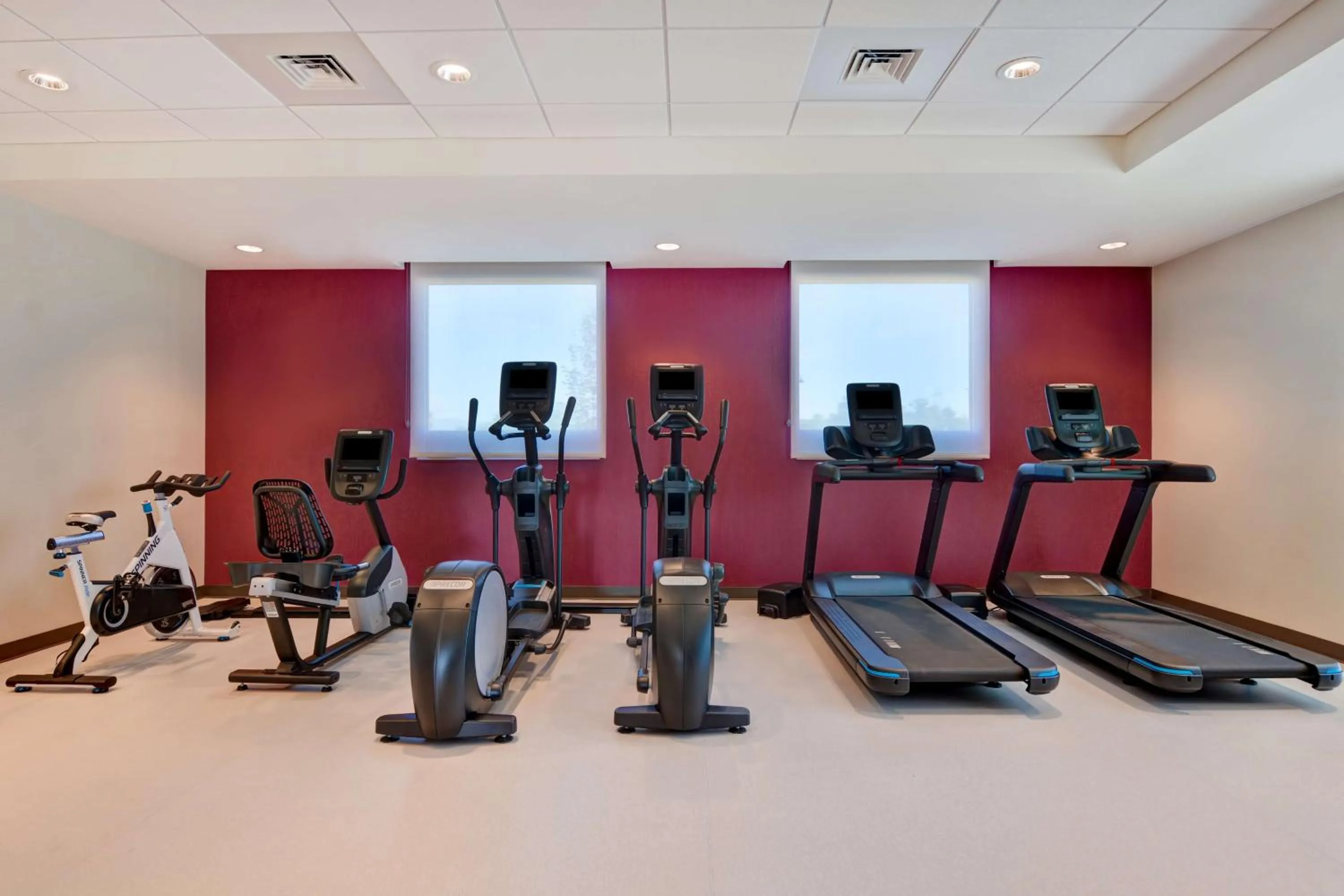 Fitness centre/facilities in Home2 Suites Williston Burlington, Vt