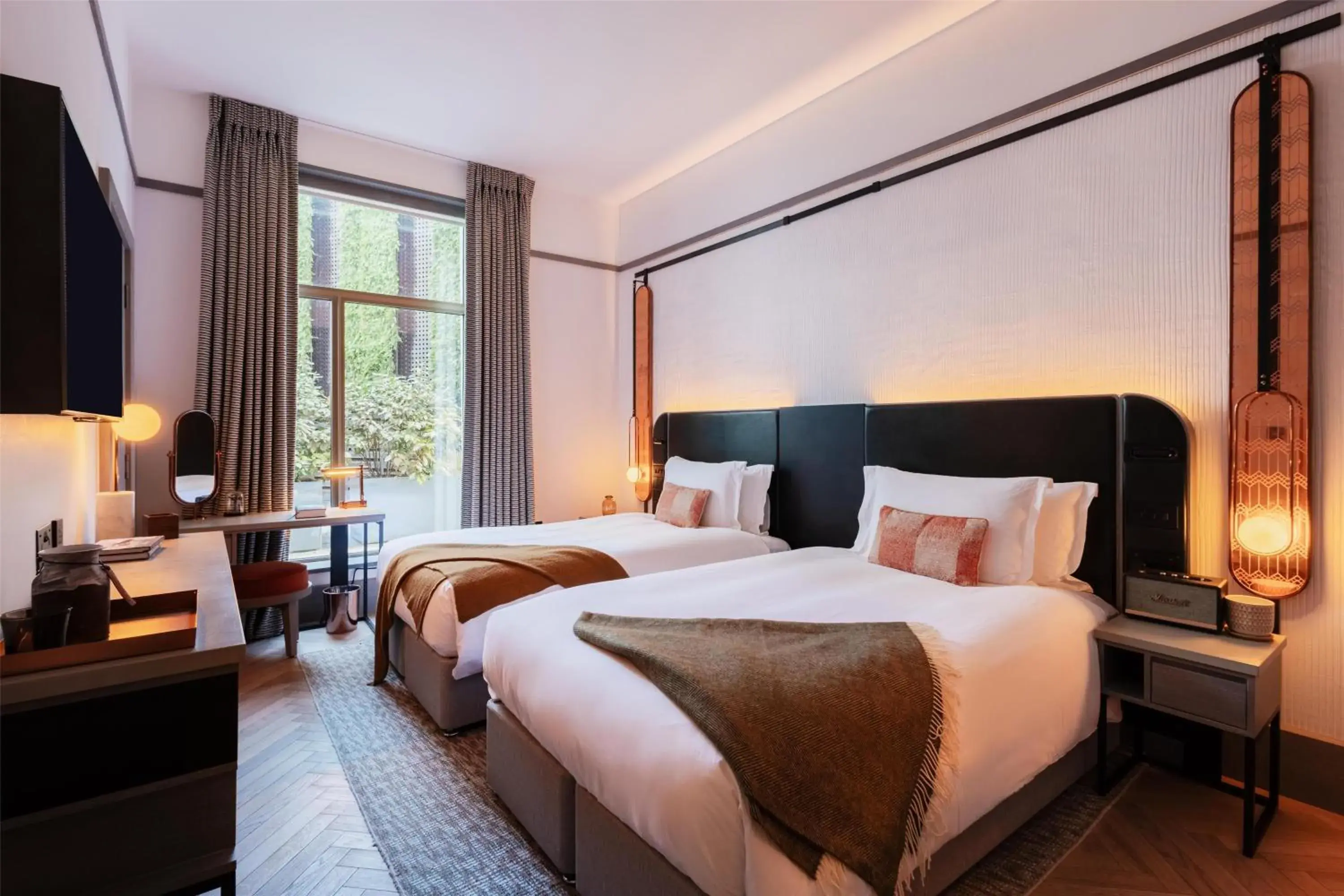 Deluxe Twin Room in Hart Shoreditch Hotel London, Curio Collection by Hilton Deluxe Twin Room in Hart Shoreditch Hotel London, Curio Collection by Hilton