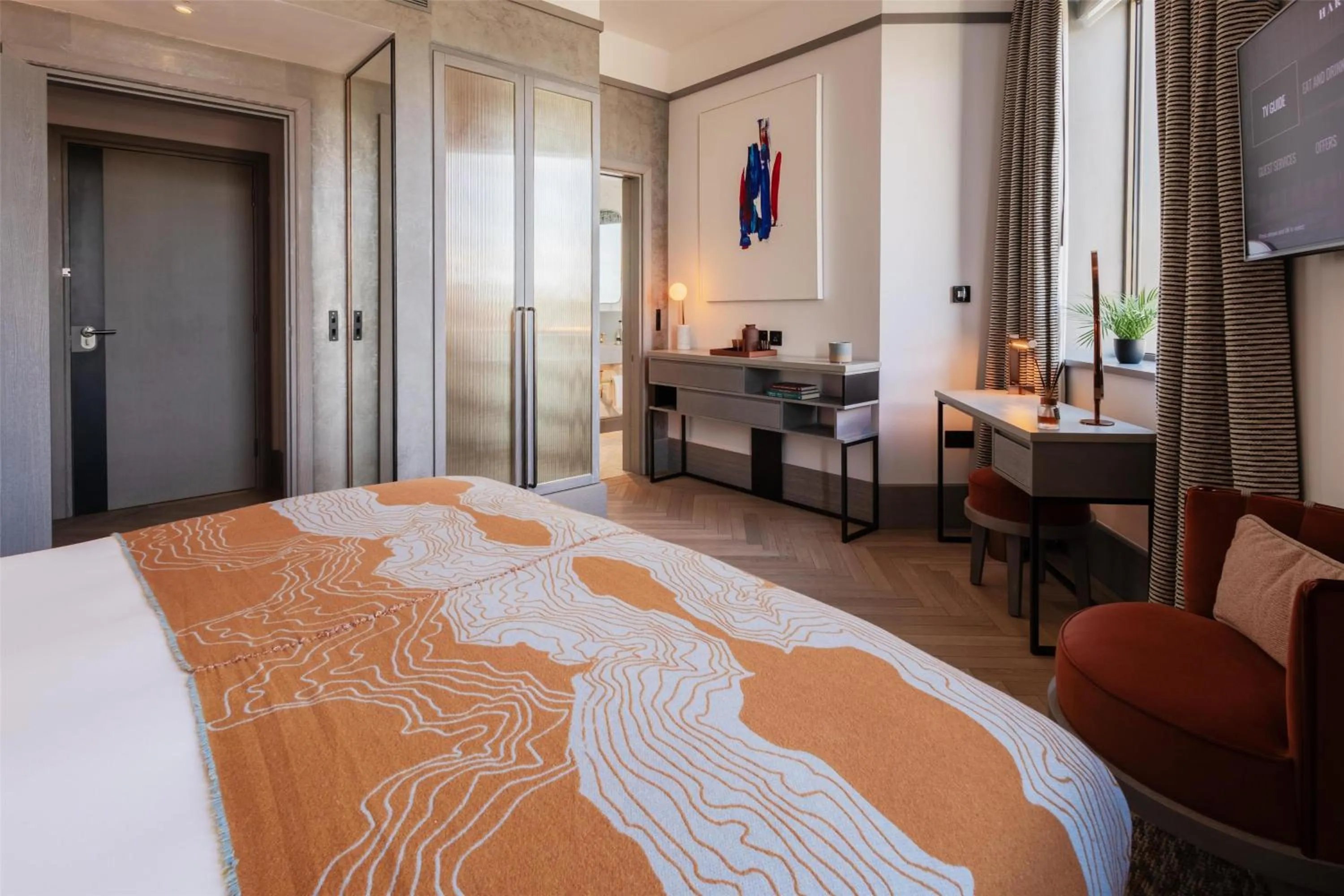 Bedroom, Bed in Hart Shoreditch Hotel London, Curio Collection by Hilton