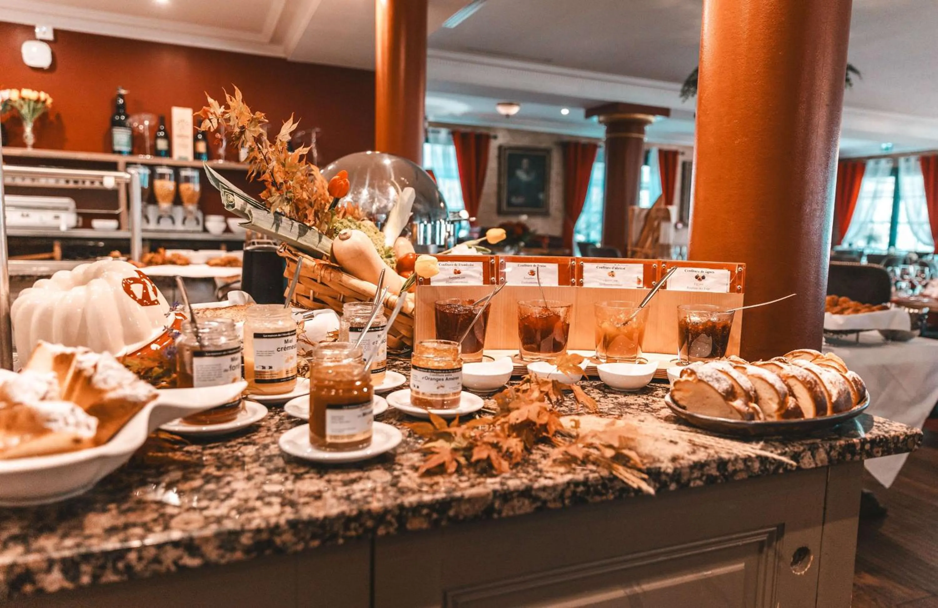Breakfast in Les Violettes Hotel & Spa