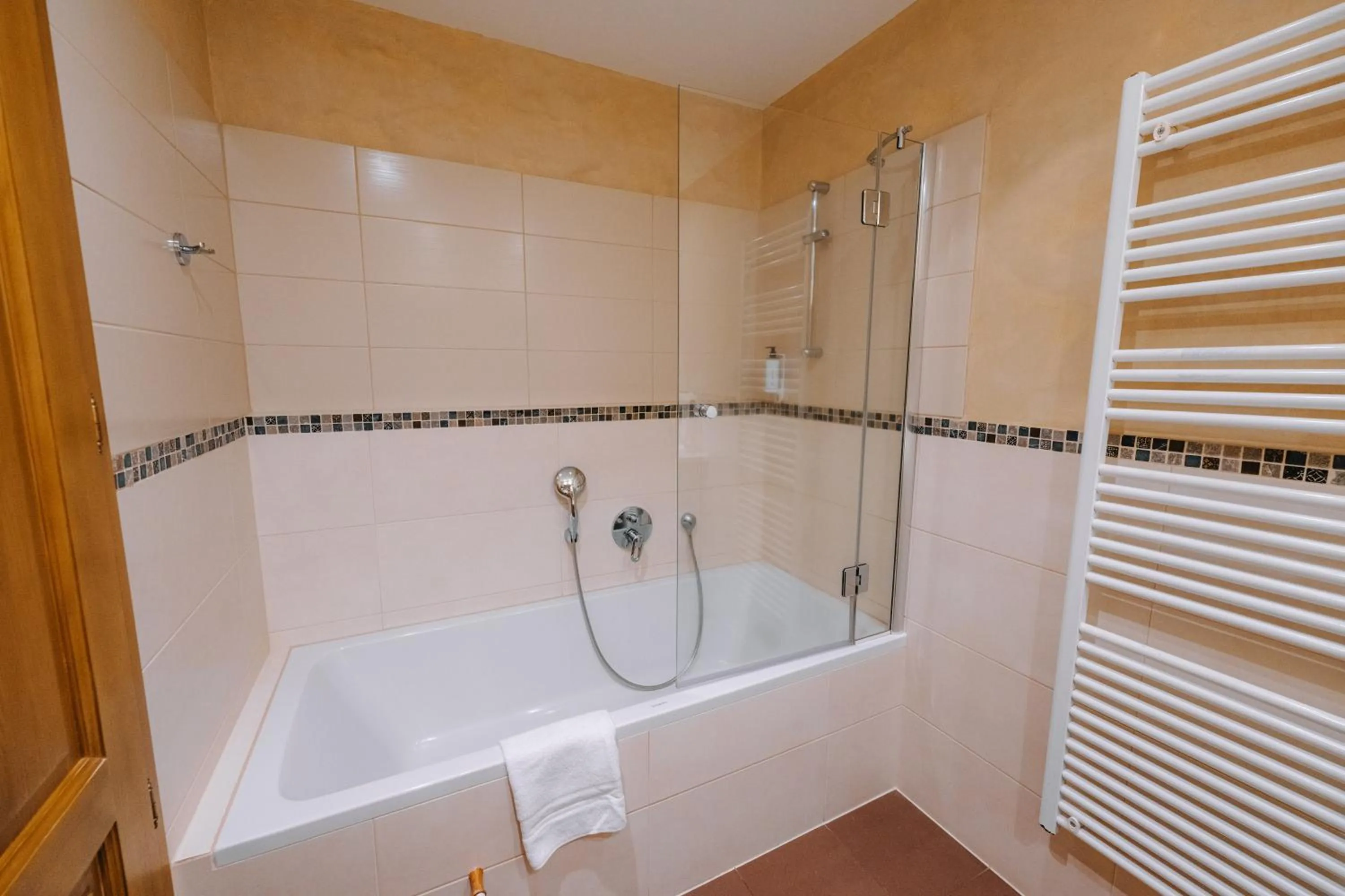 Les Violettes Hotel & Spa