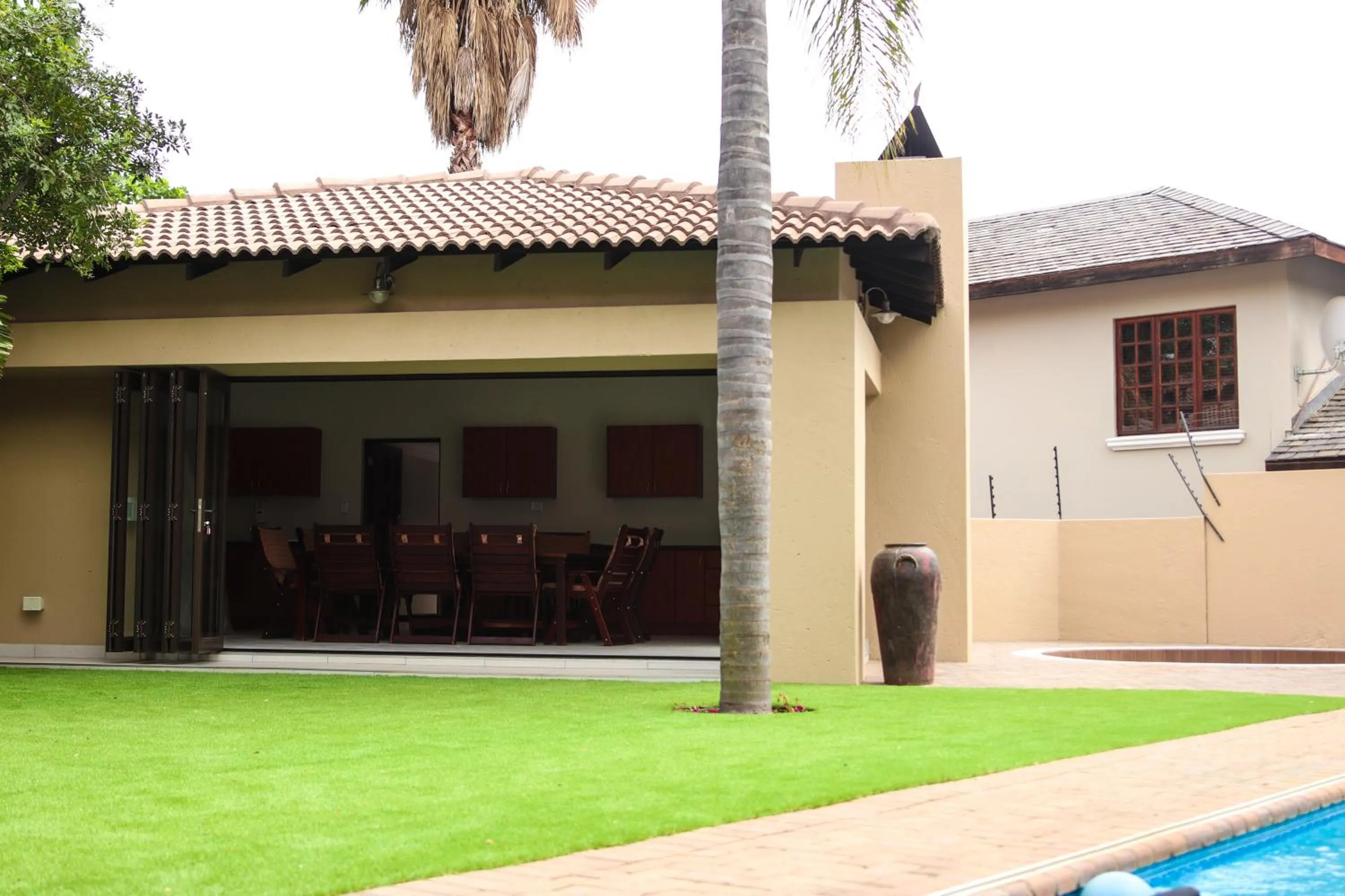 Property building in Letsatsing Lodge