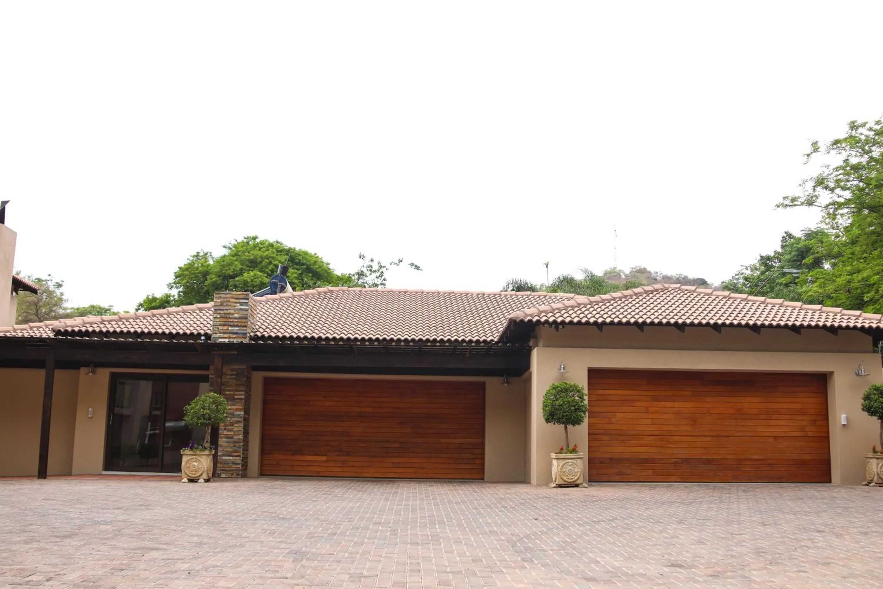 Property building in Letsatsing Lodge