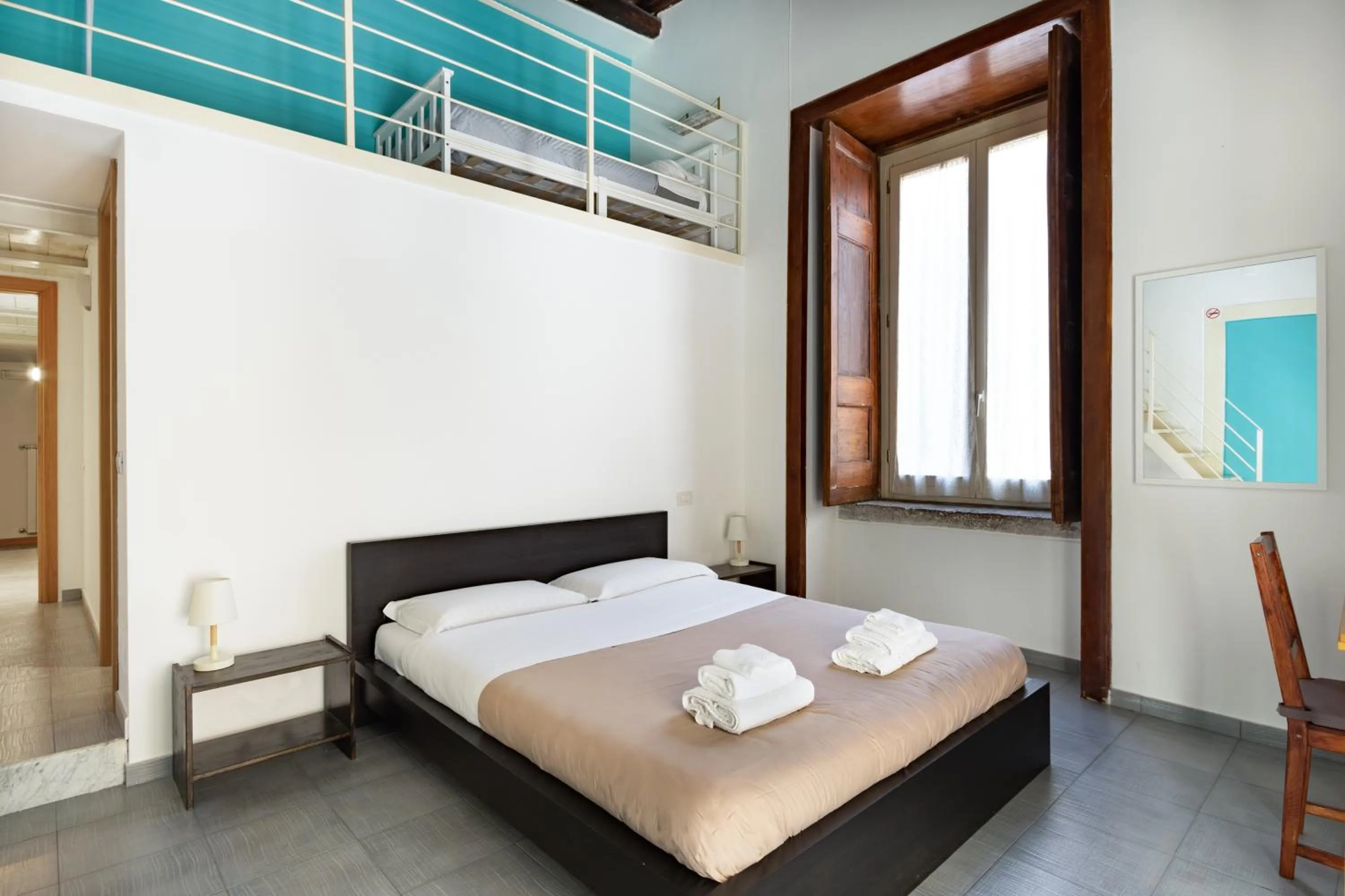 Bed in Napoli Napoli Rooms