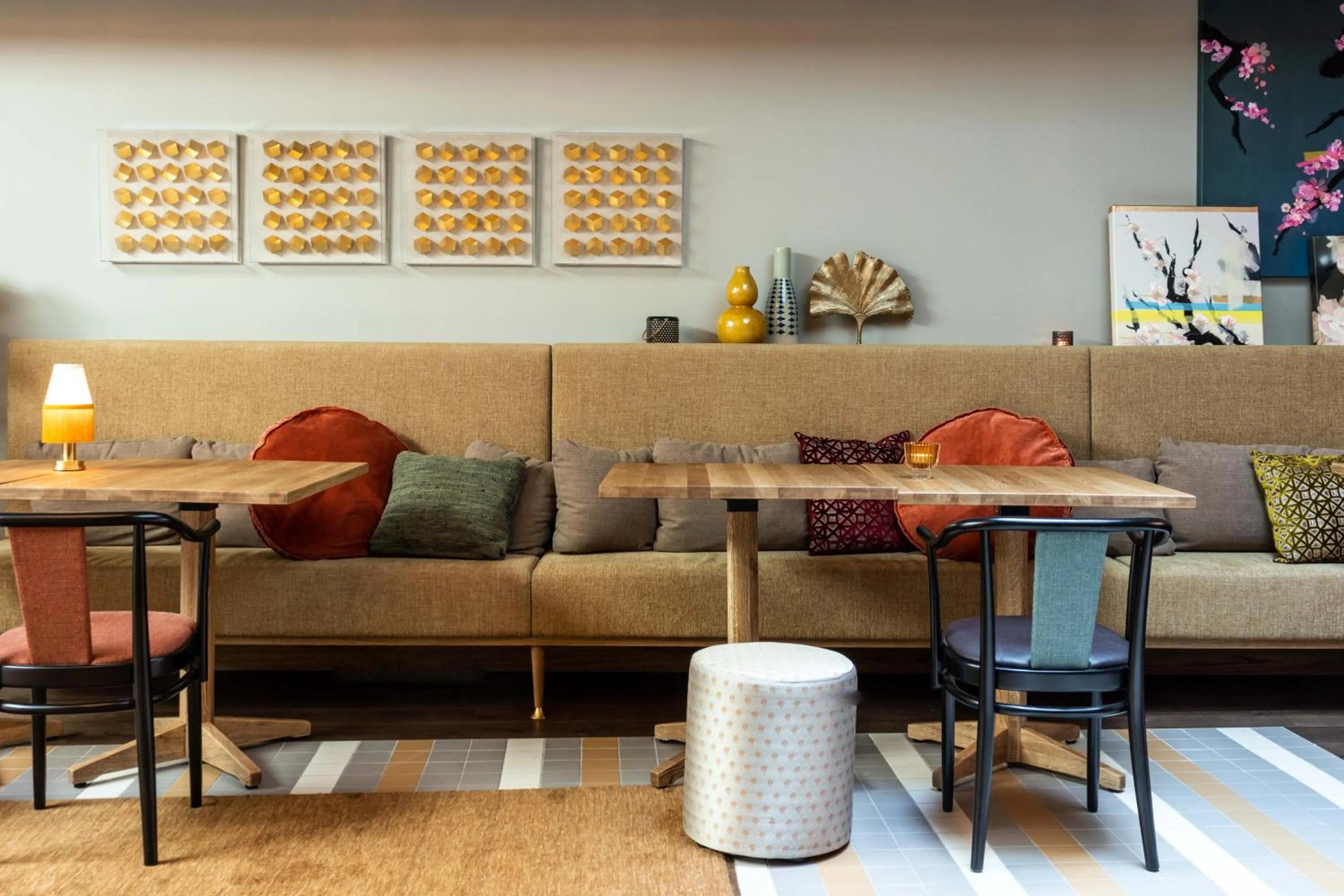 Seating area in Hotel Mai Amsterdam