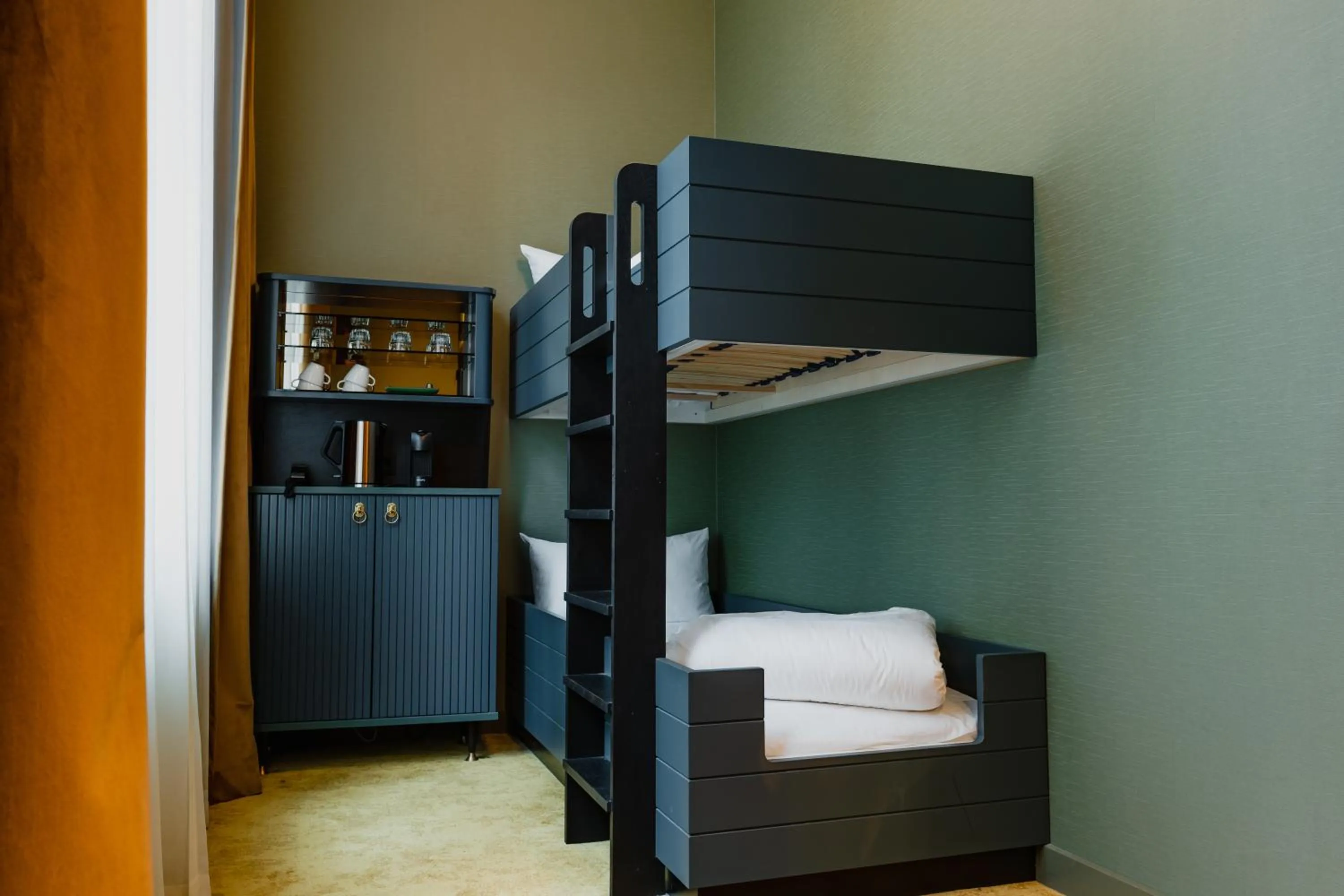 Bed in Hotel Mai Amsterdam