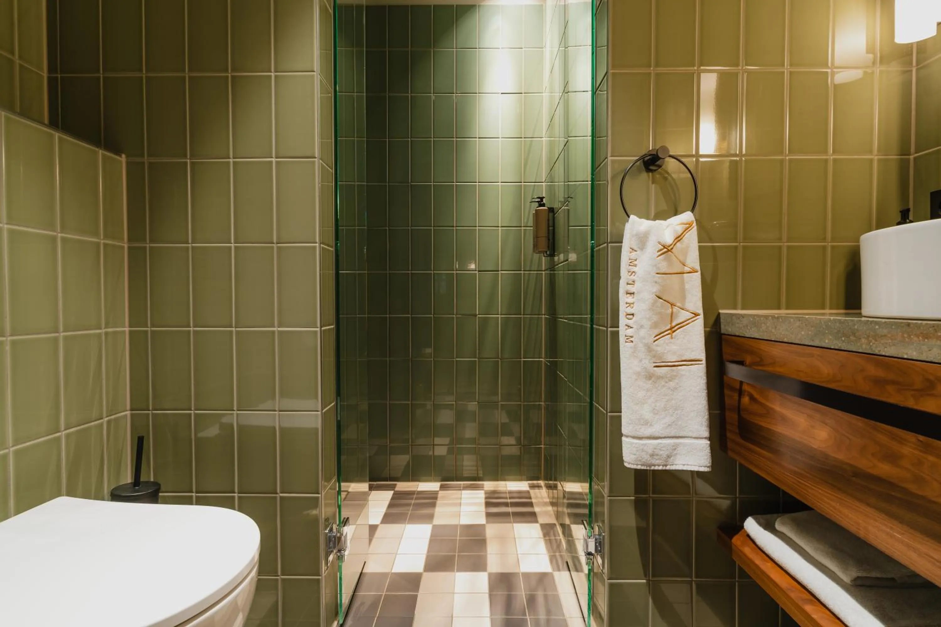 Toilet in Hotel Mai Amsterdam