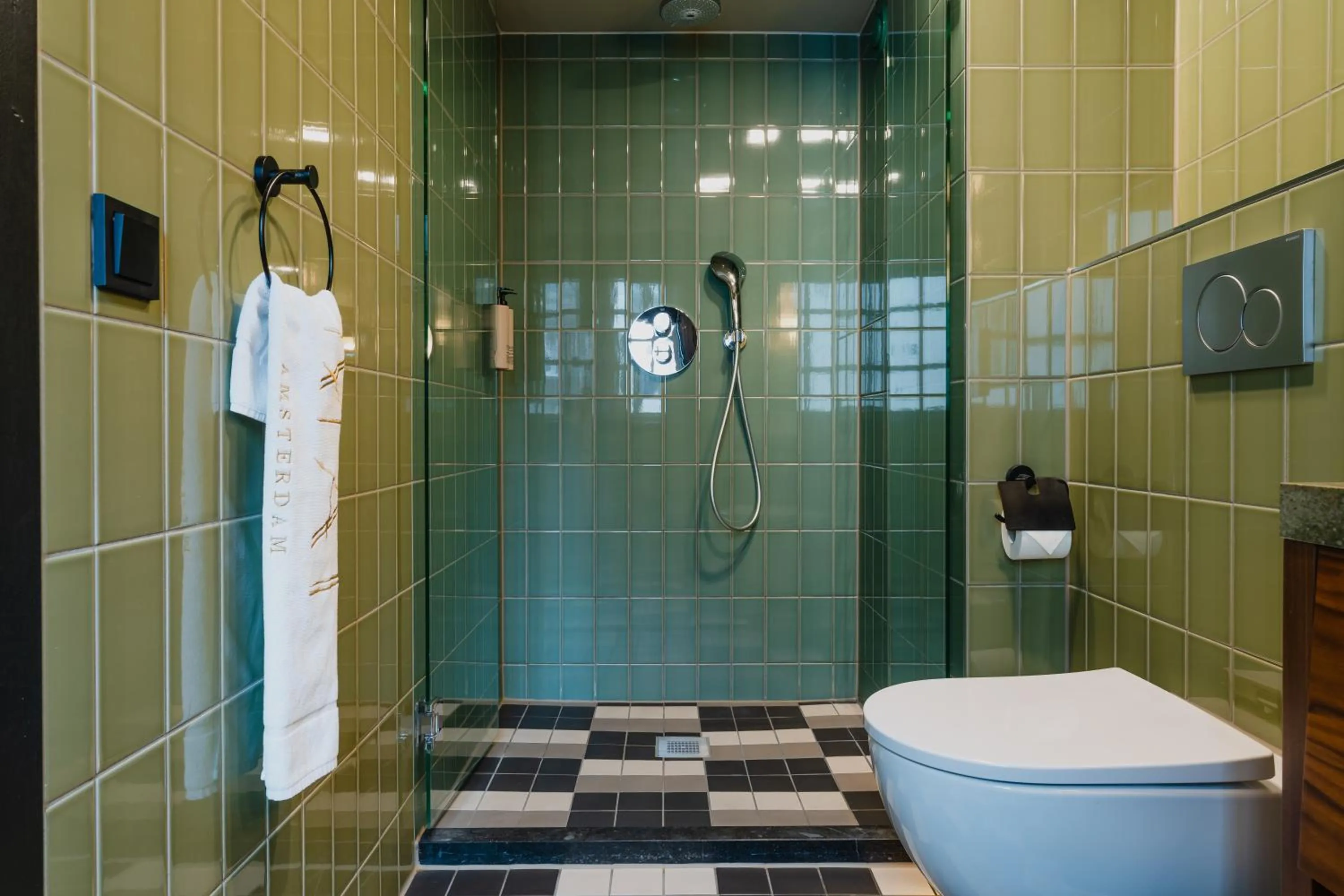 Toilet in Hotel Mai Amsterdam