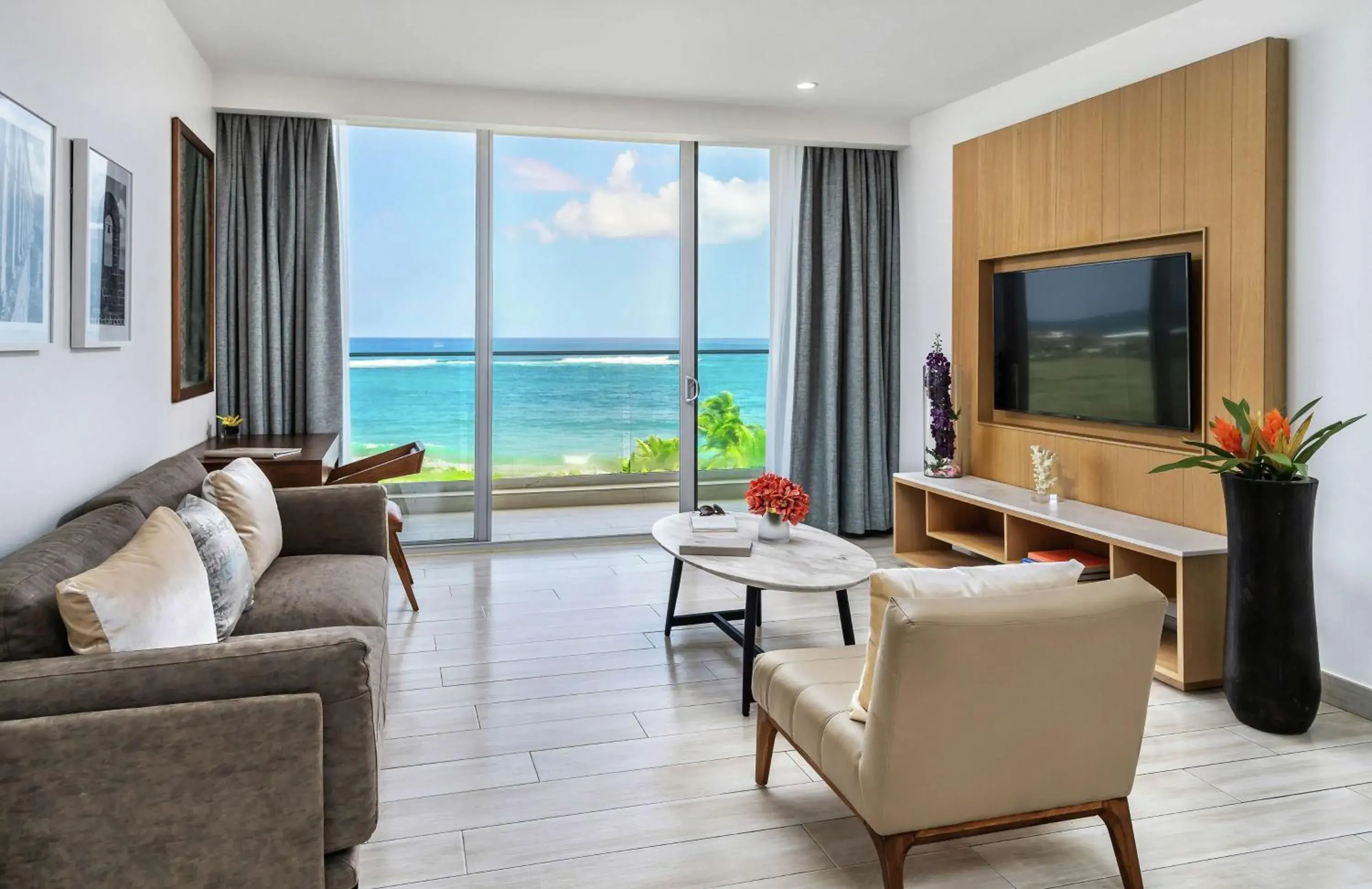 One-Bedroom Suite with Sea View in Koi Resort Saint Kitts, Curio Collection by Hilton One-Bedroom Suite with Sea View in Koi Resort Saint Kitts, Curio Collection by Hilton