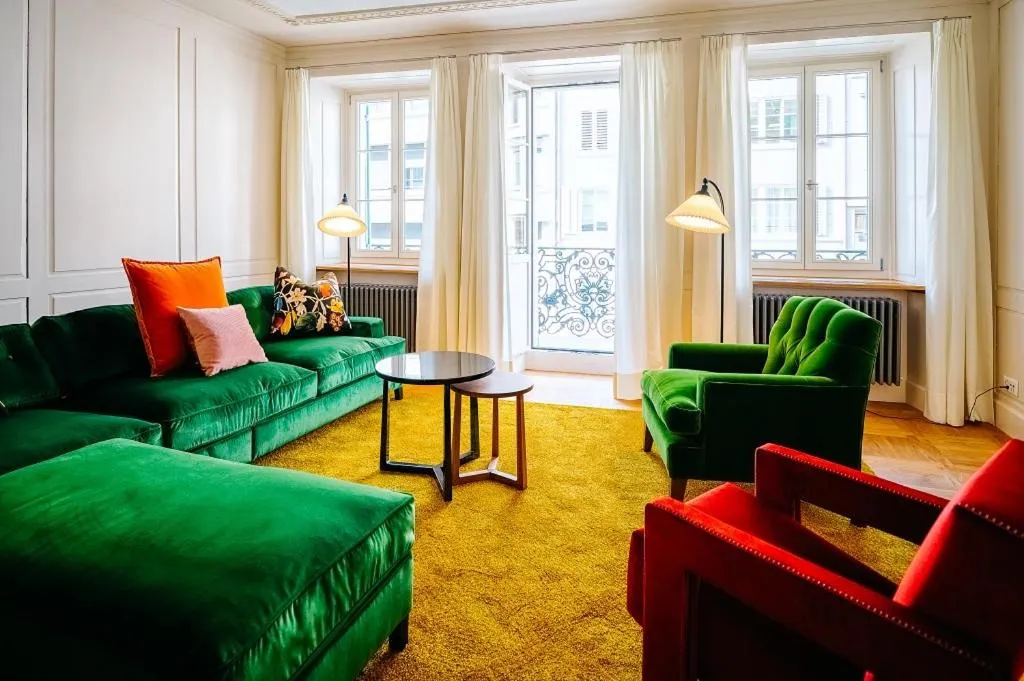 Living room in Luxury Residences by Widder Hotel