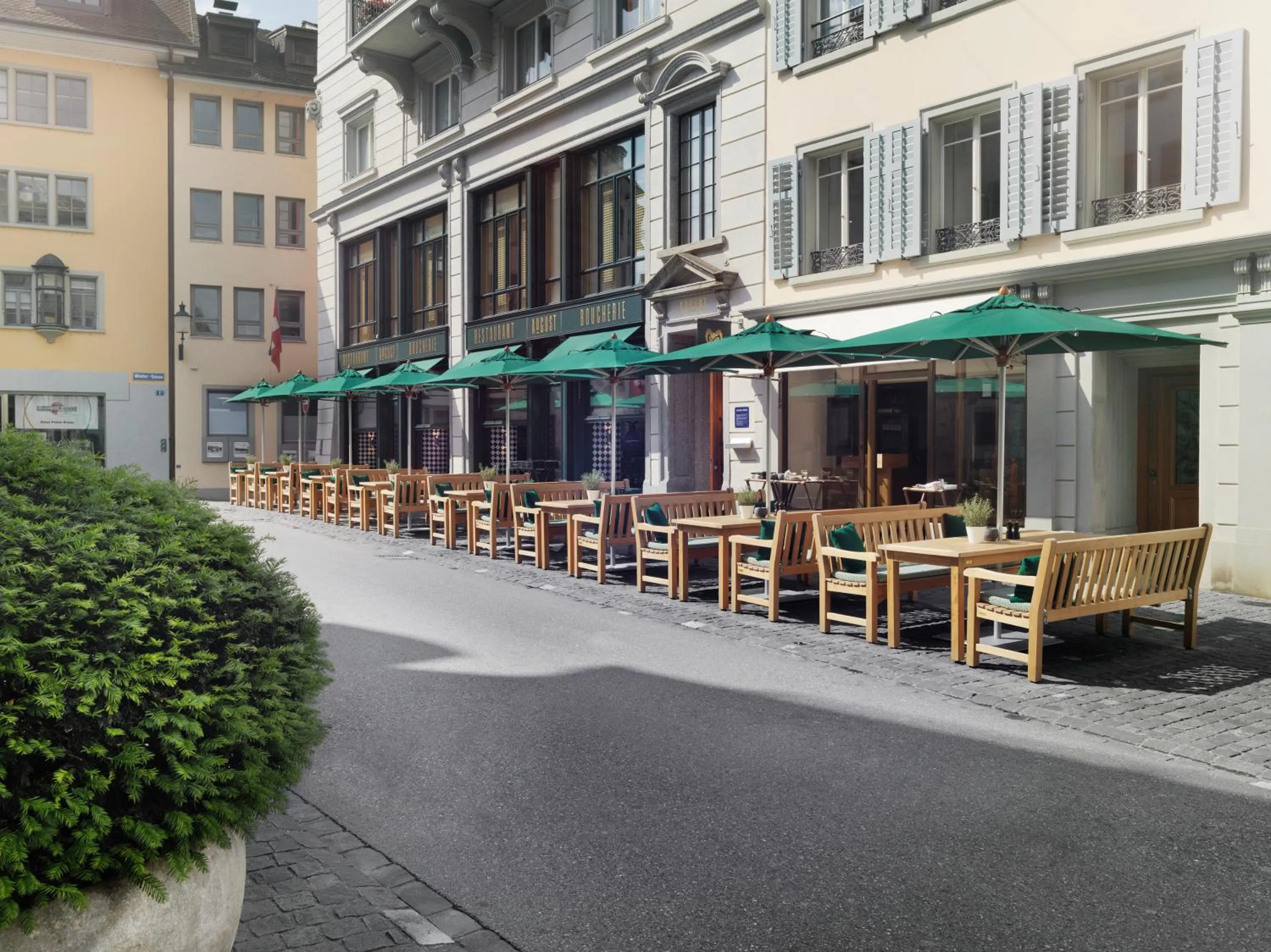 Restaurant/places to eat in Luxury Residences by Widder Hotel