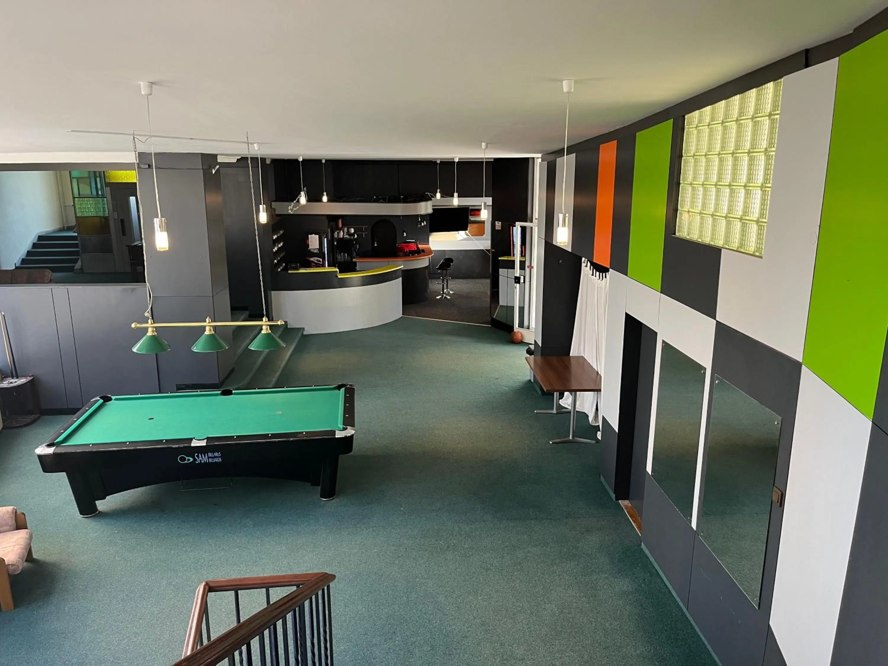 Manuela Ifjúsági Hotel