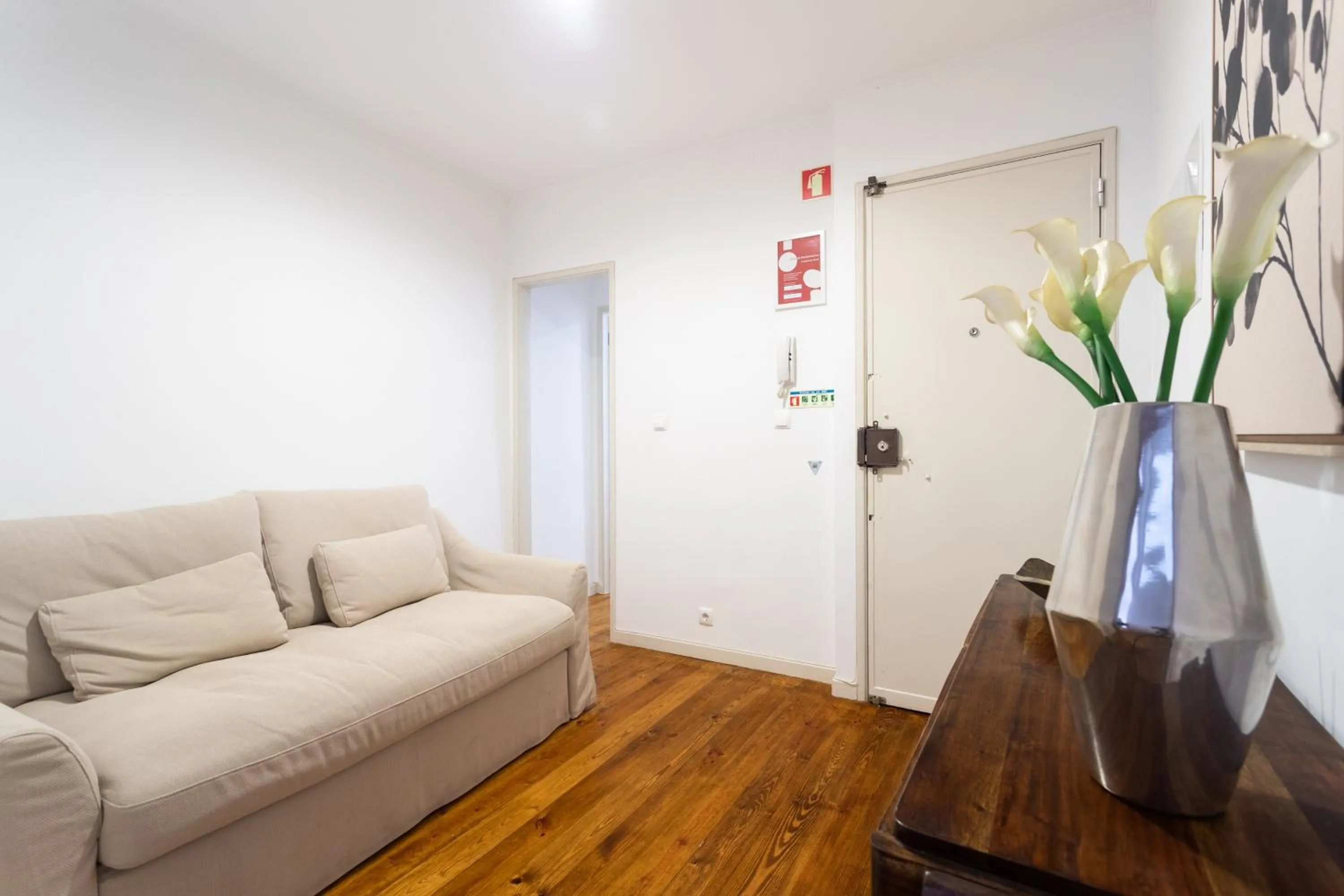 Living room in Living Bairro Alto V