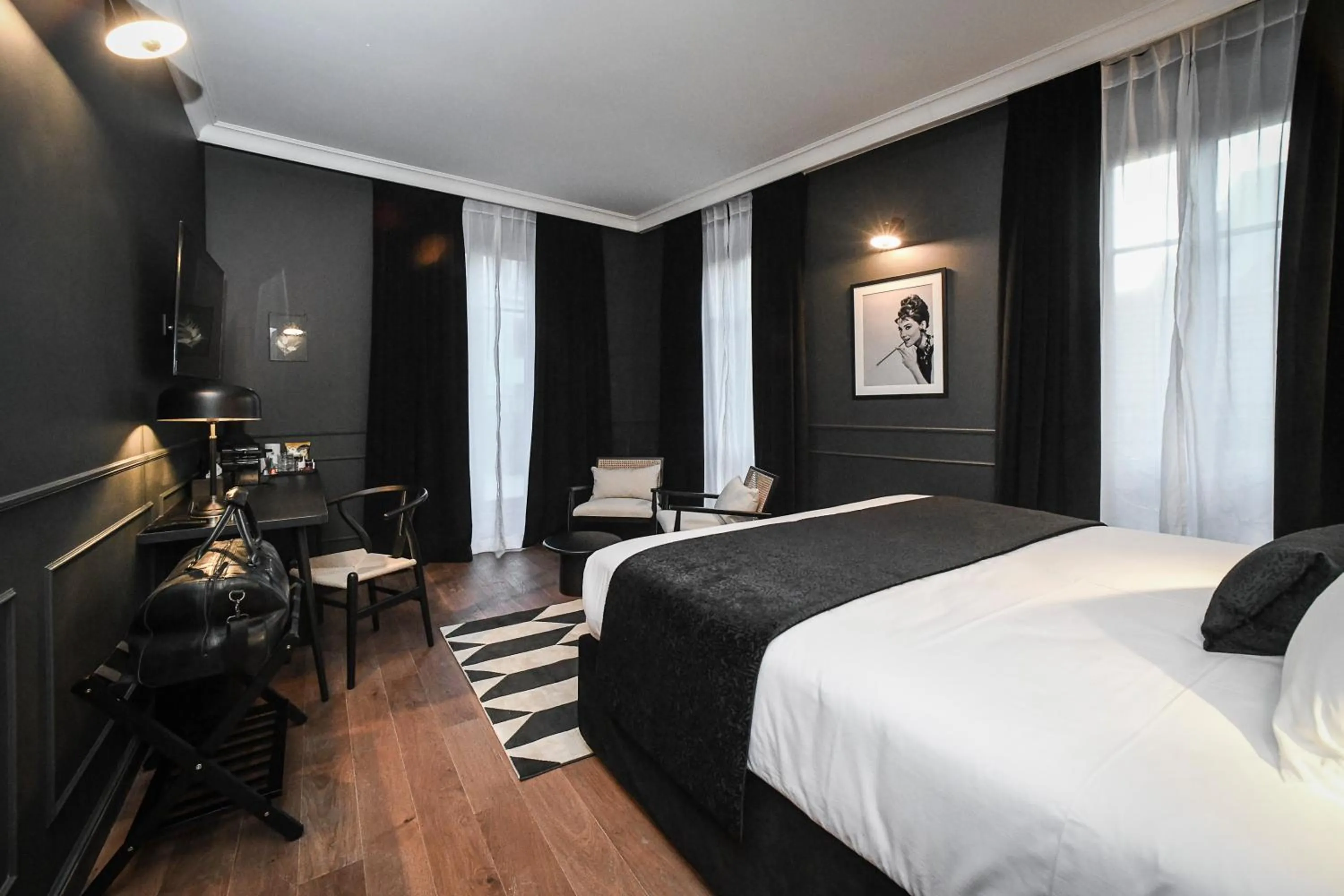 Bedroom, Bed in Grand Hôtel Du Parc - Teritoria