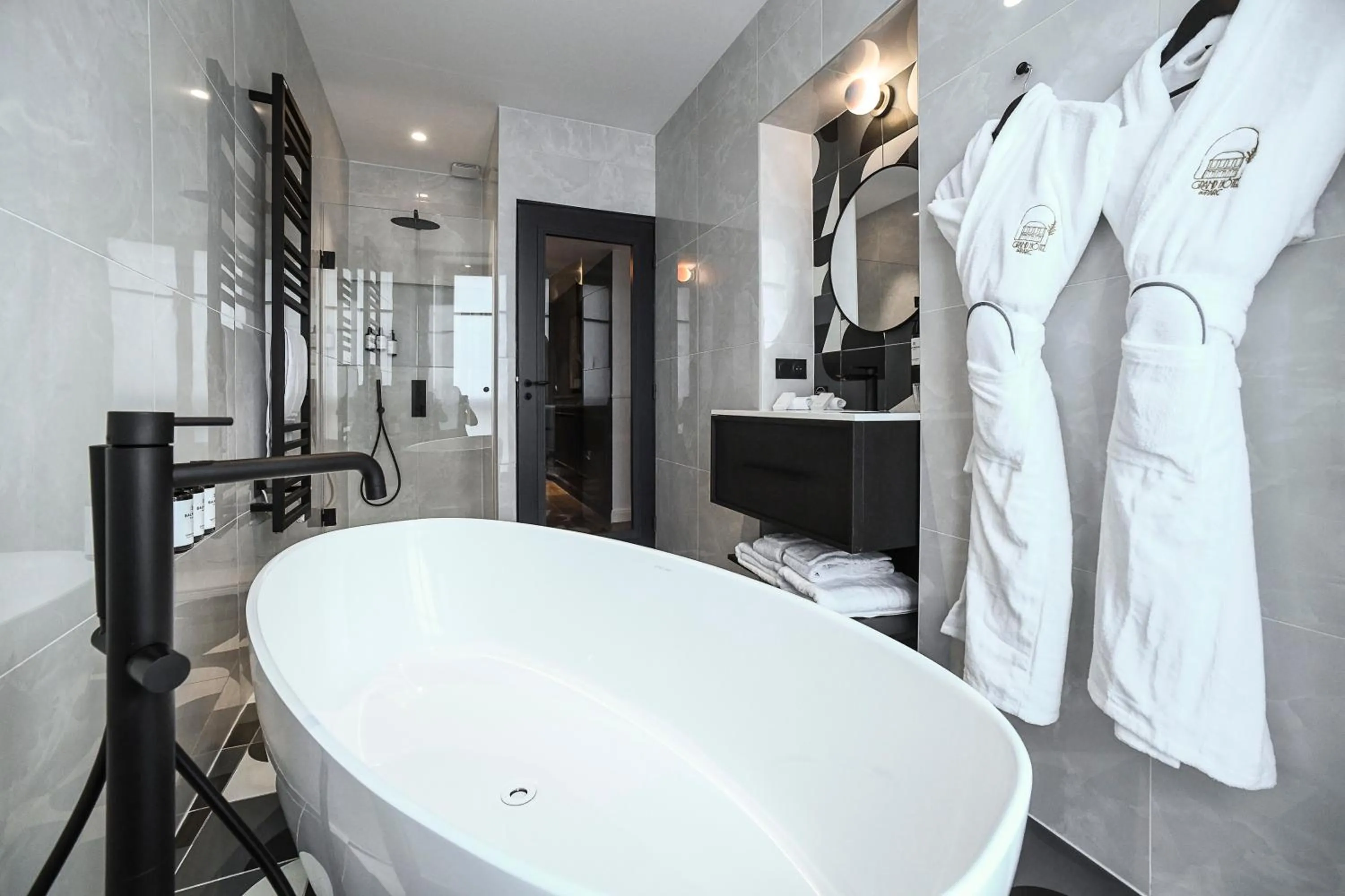 Bathroom in Grand Hôtel Du Parc - Teritoria