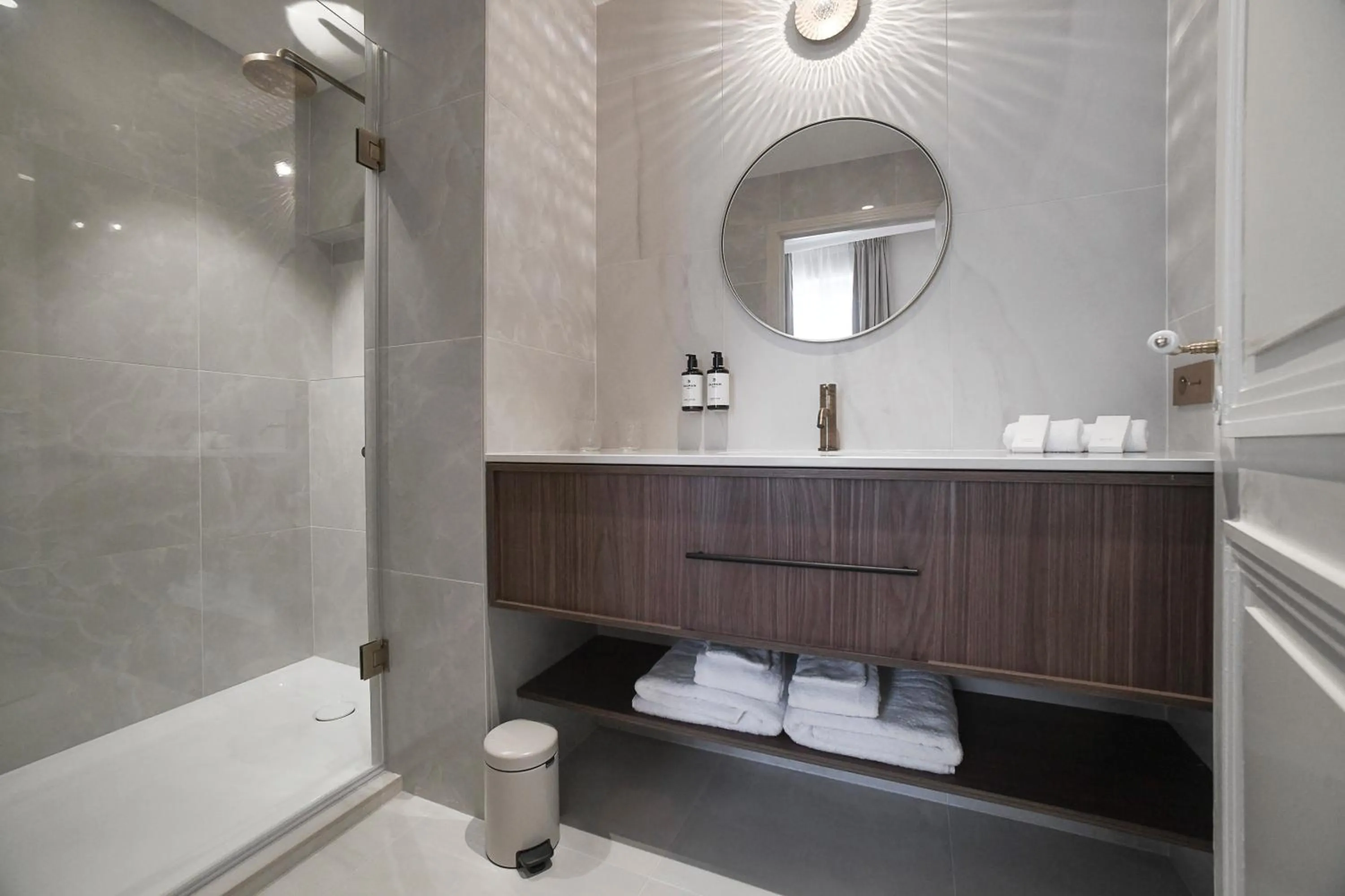 Bathroom in Grand Hôtel Du Parc - Teritoria