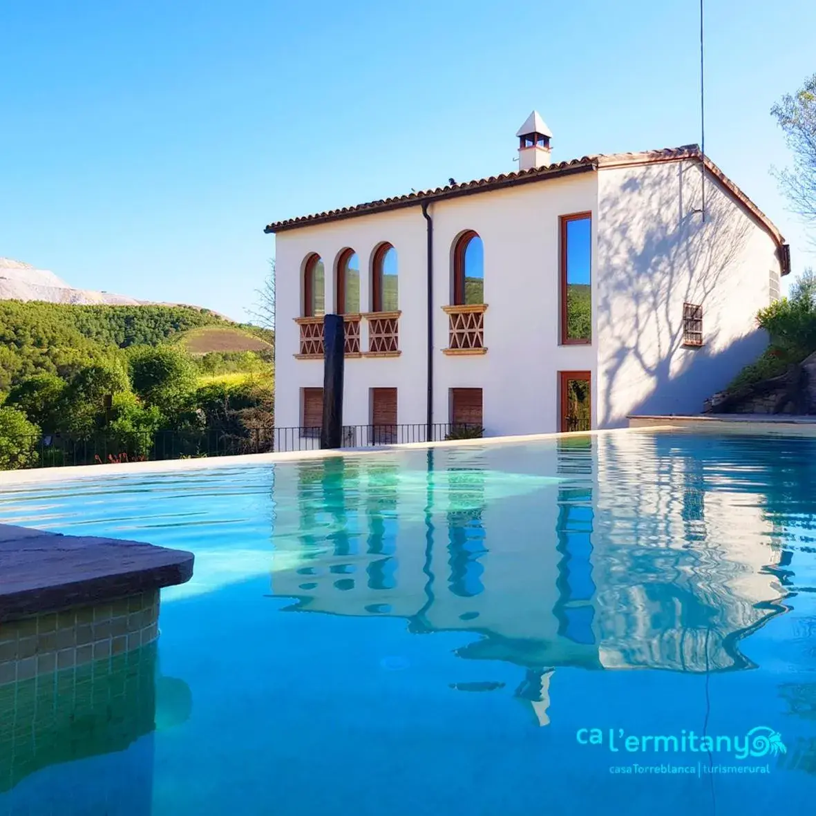 Ca l' Ermitanyo- Casa Torre Blanca Ca l' Ermitanyo- Casa Torre Blanca