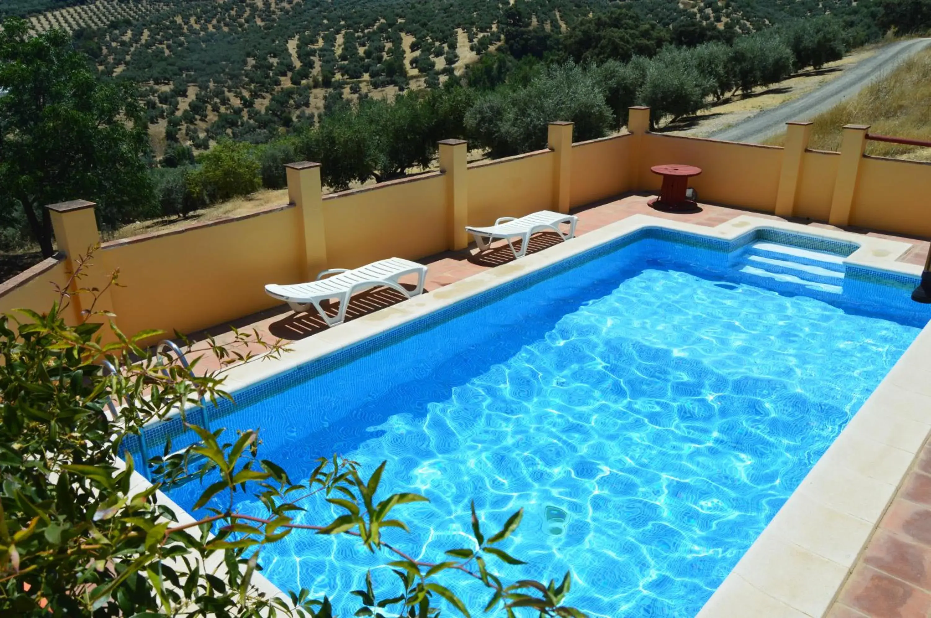 Superior Three-Bedroom Apartment in Cortijo Molino los Justos Superior Three-Bedroom Apartment in Cortijo Molino los Justos