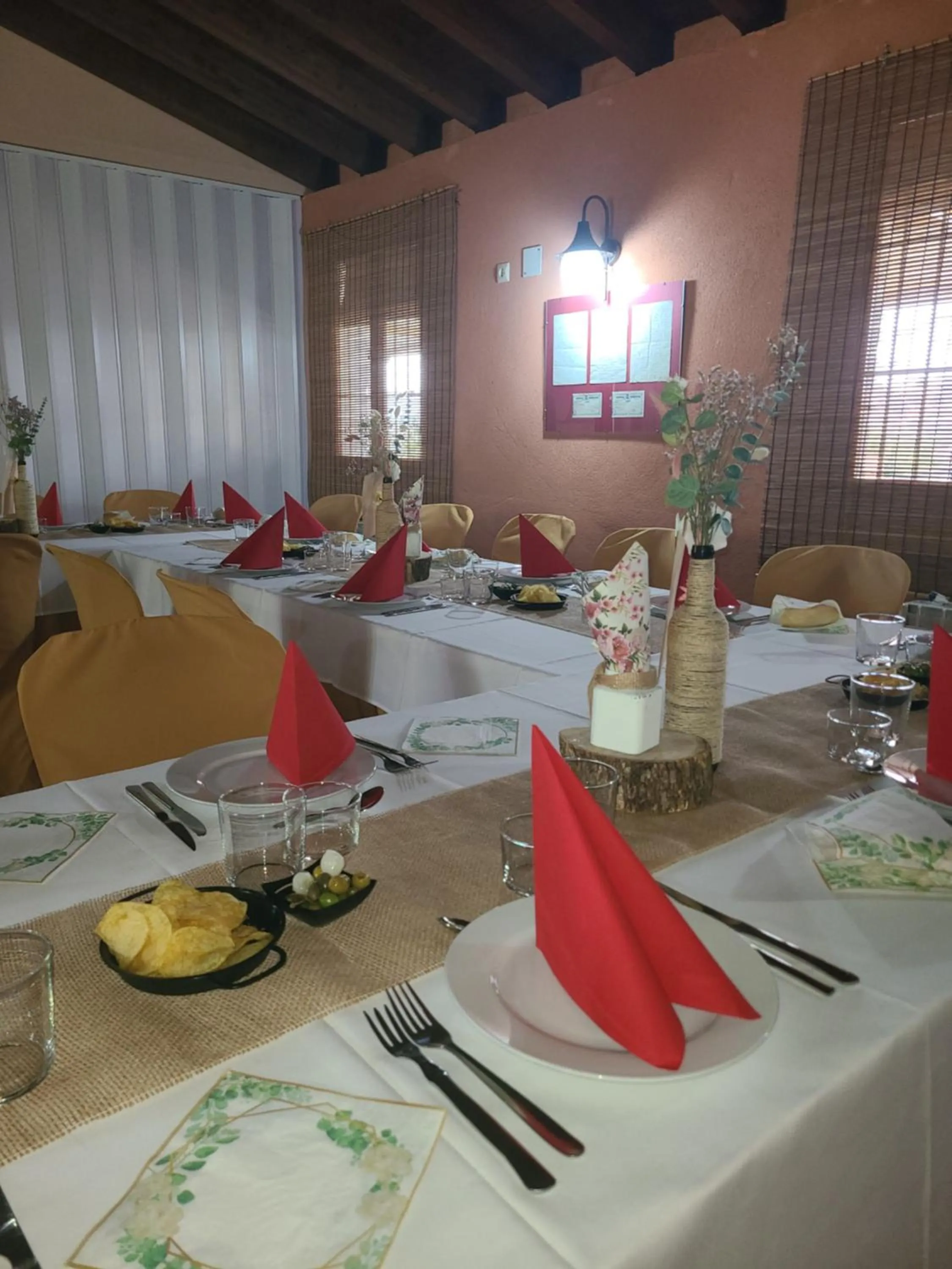 Restaurant/places to eat in Cortijo Molino los Justos