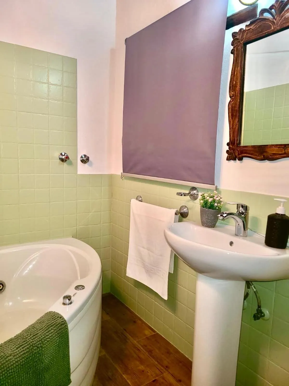 Hot Tub in Cortijo Molino los Justos