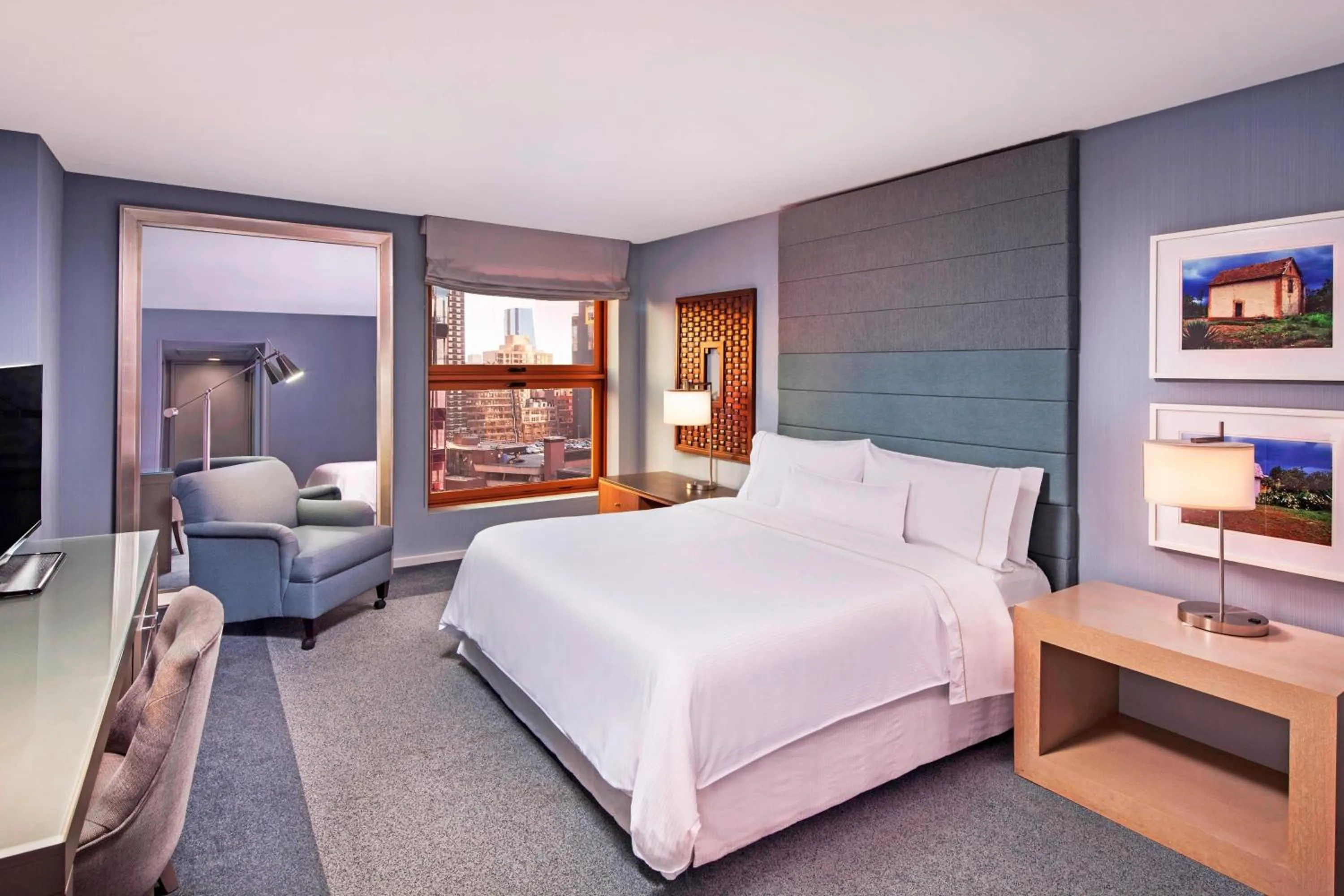 Photo of the whole room, Bed in The Westin New York at Times Square