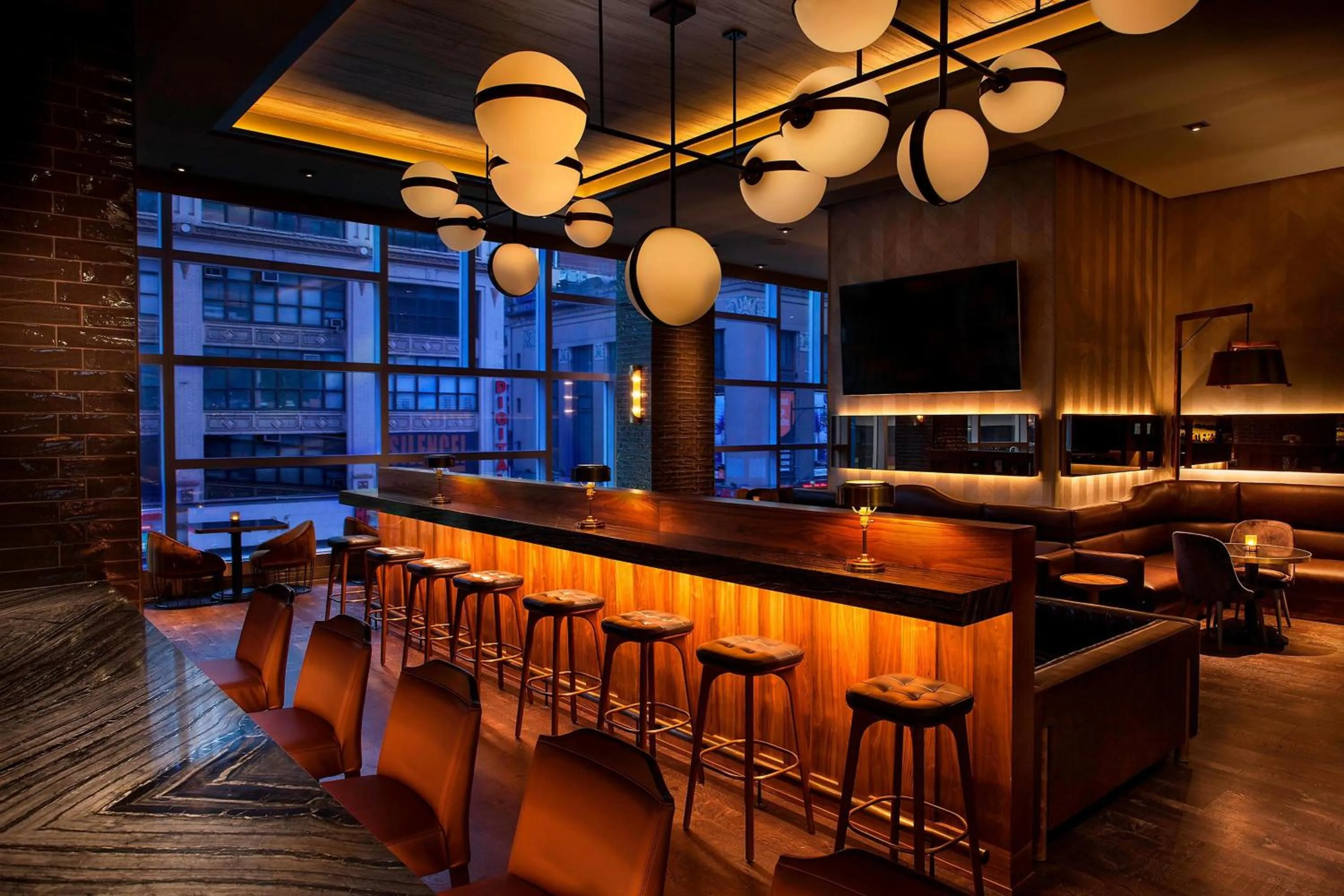 Lounge or bar in The Westin New York at Times Square
