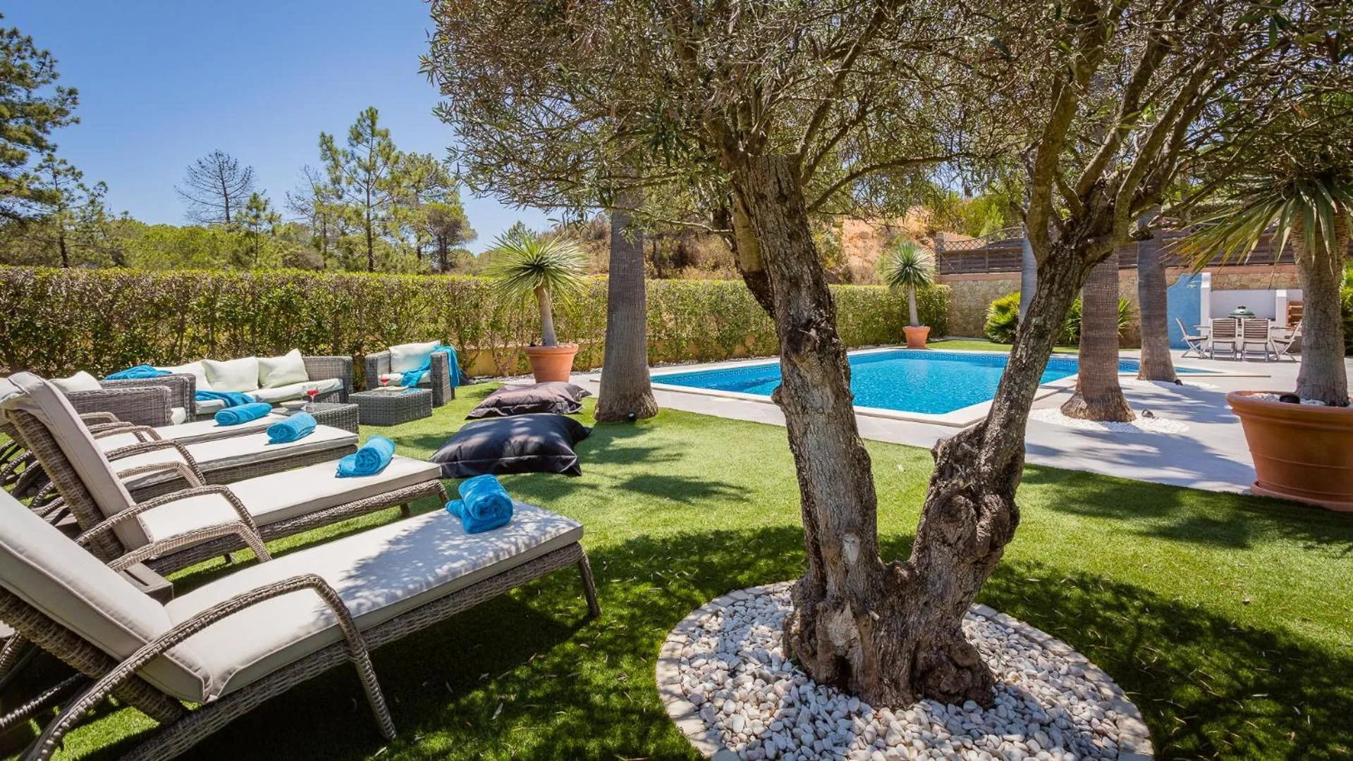 Swimming pool in Villa Natura - Varandas do Lago