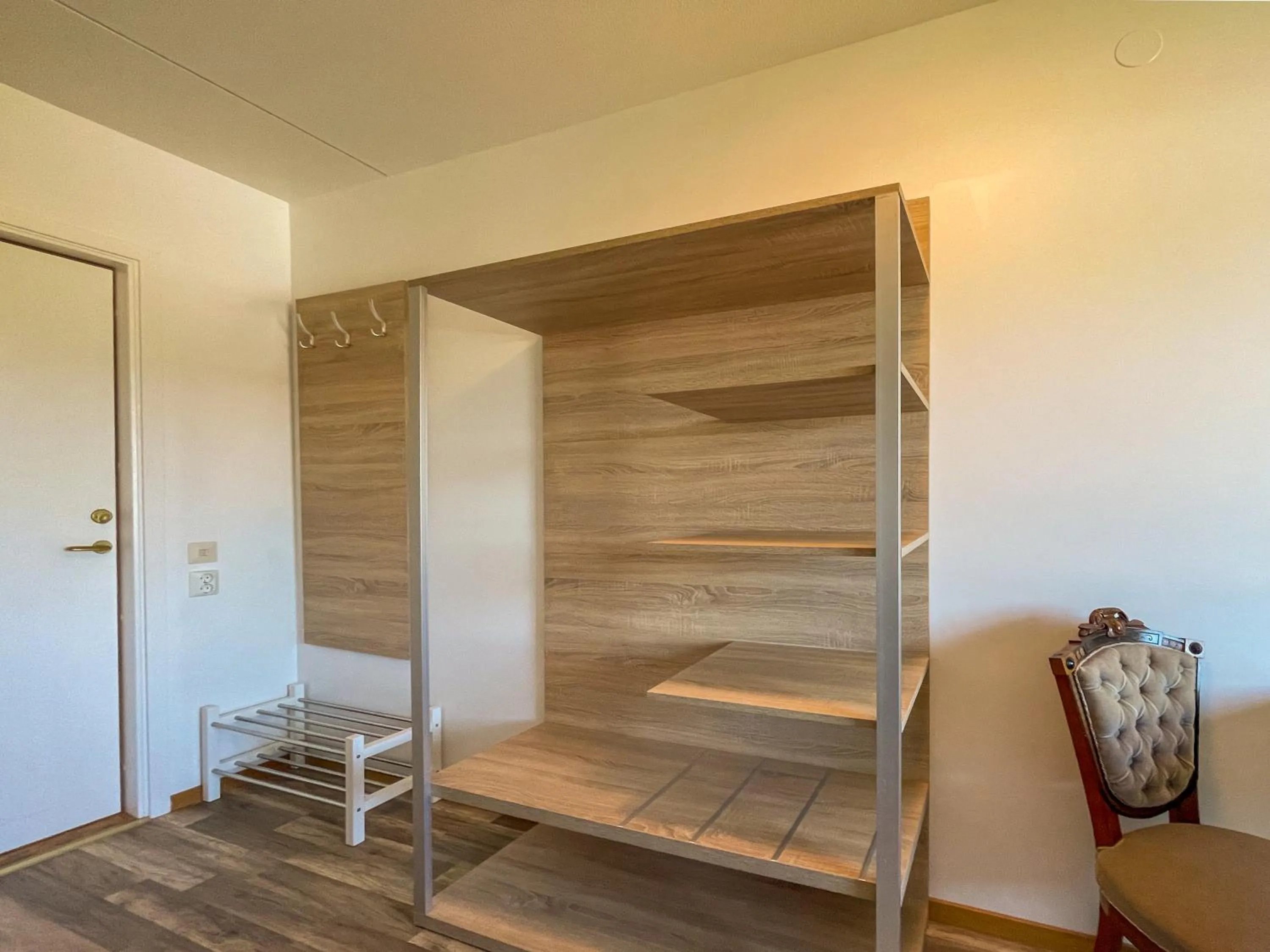 wardrobe, Bed in Halmstad Hotel Apartments