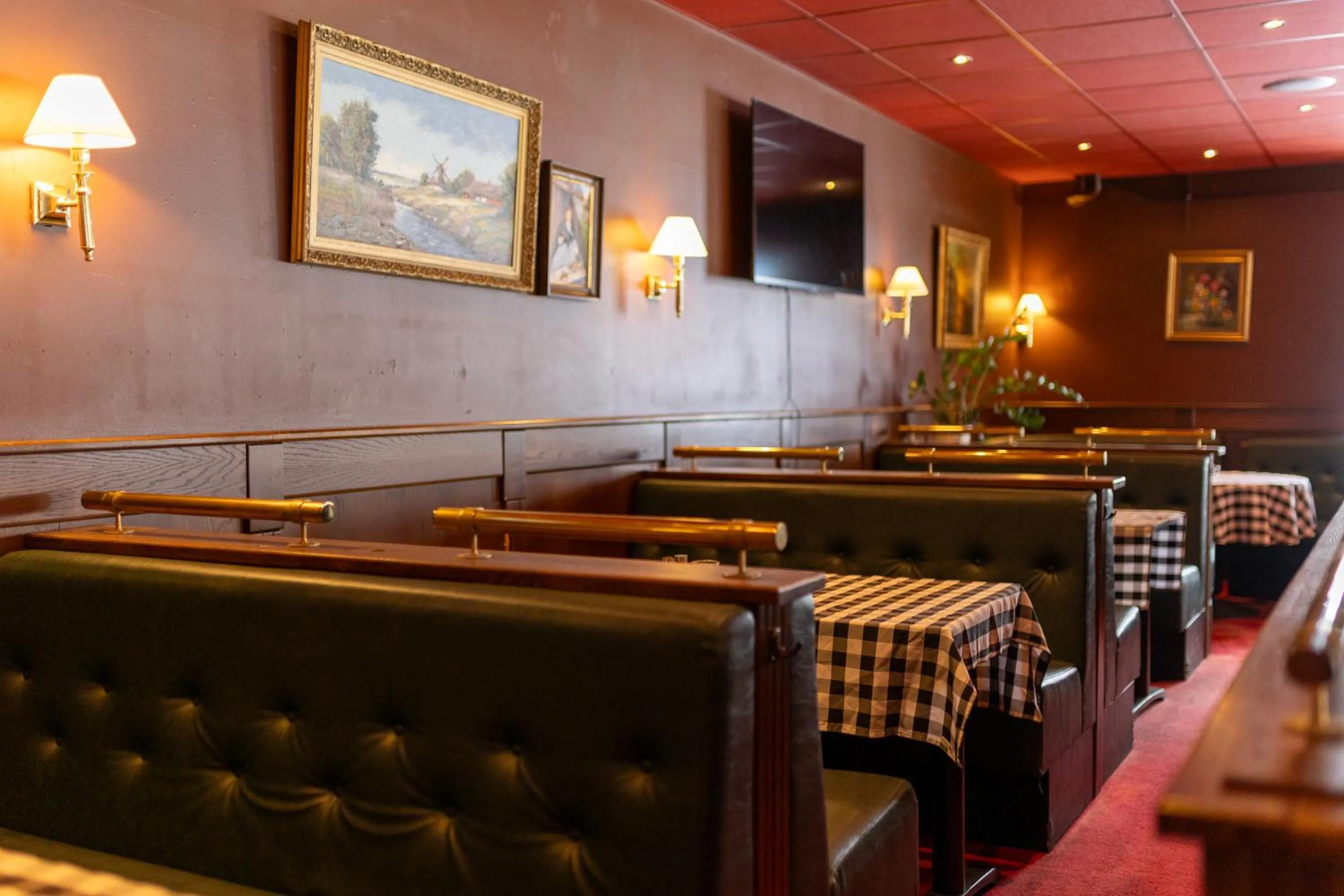 Restaurant/places to eat in Halmstad Hotel Apartments