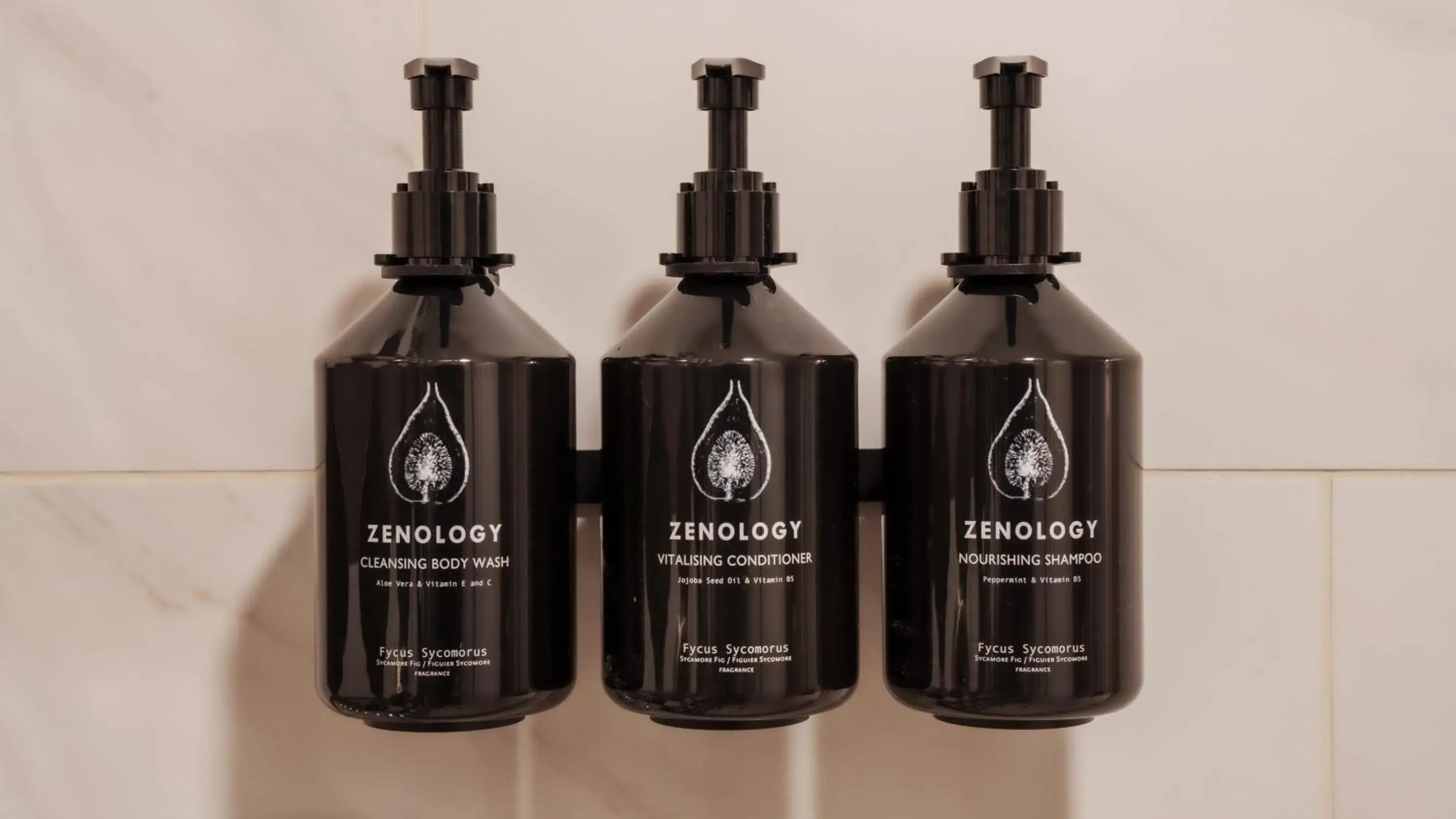 Lobby or reception in Hotel Indigo Baltimore Downtown by IHG Lobby or reception in Hotel Indigo Baltimore Downtown by IHG