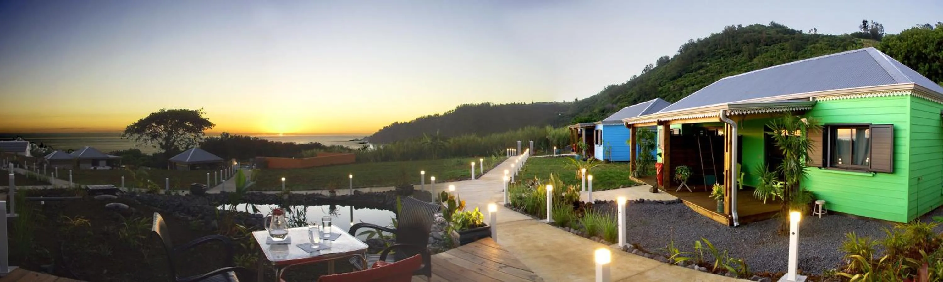 Cap Vanisa, vaste jardin, piscine et vue océan à Manapany
