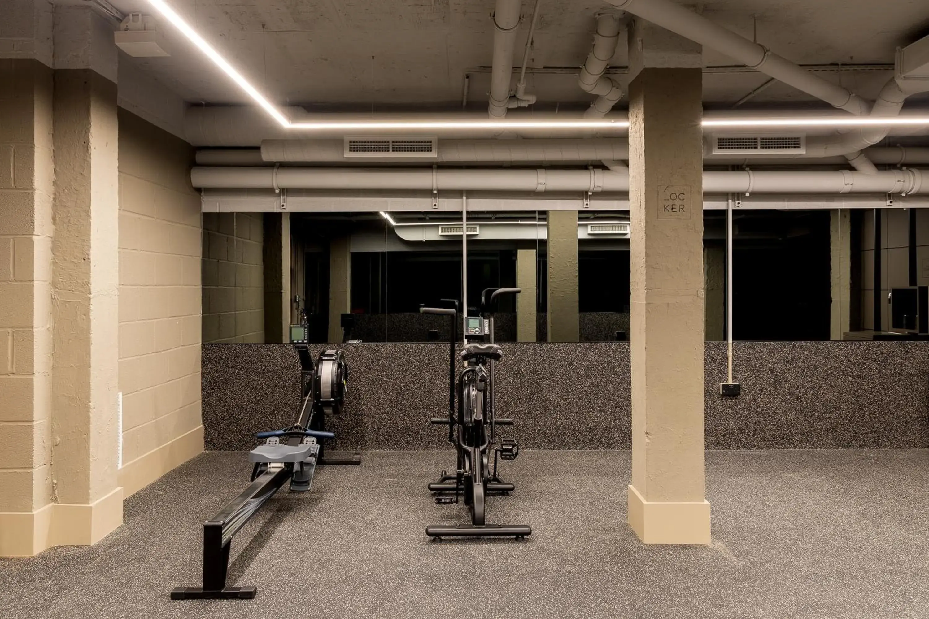 Fitness centre/facilities in Locke at Broken Wharf Fitness centre/facilities in Locke at Broken Wharf