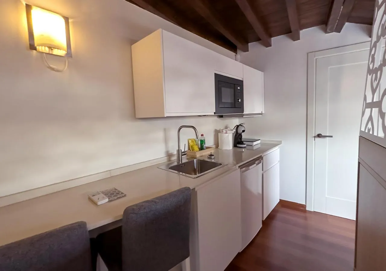 Coffee/tea facilities in ISA Granada