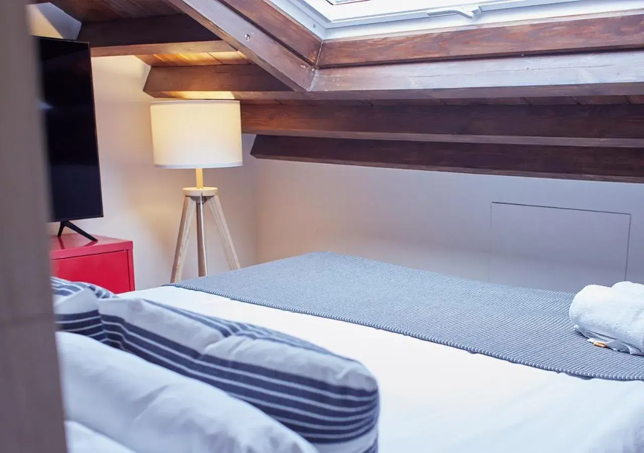 Buhardilla in ISA Granada Buhardilla in ISA Granada