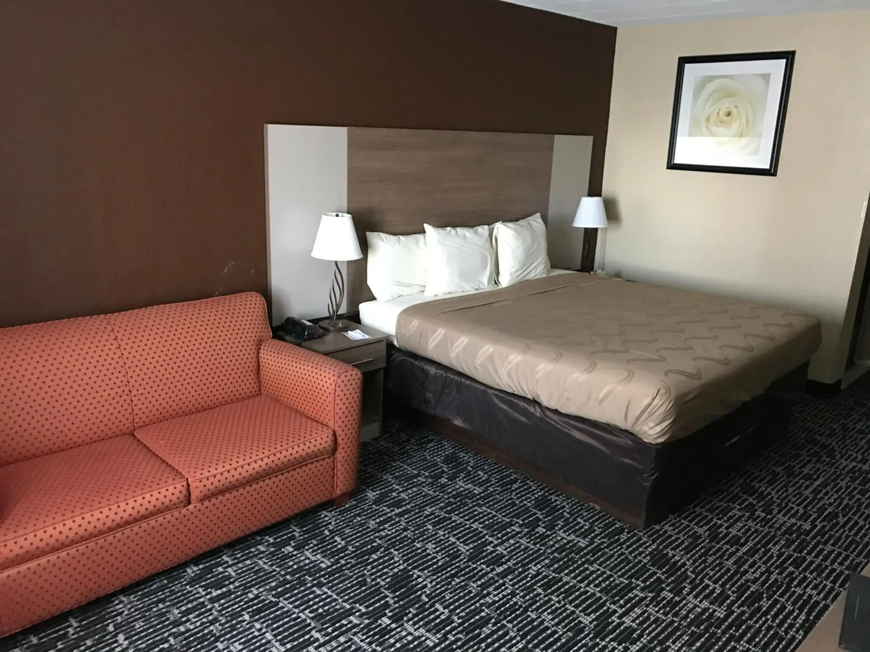 Photo of the whole room, Bed in Quality inn near Pimlico Racetrack