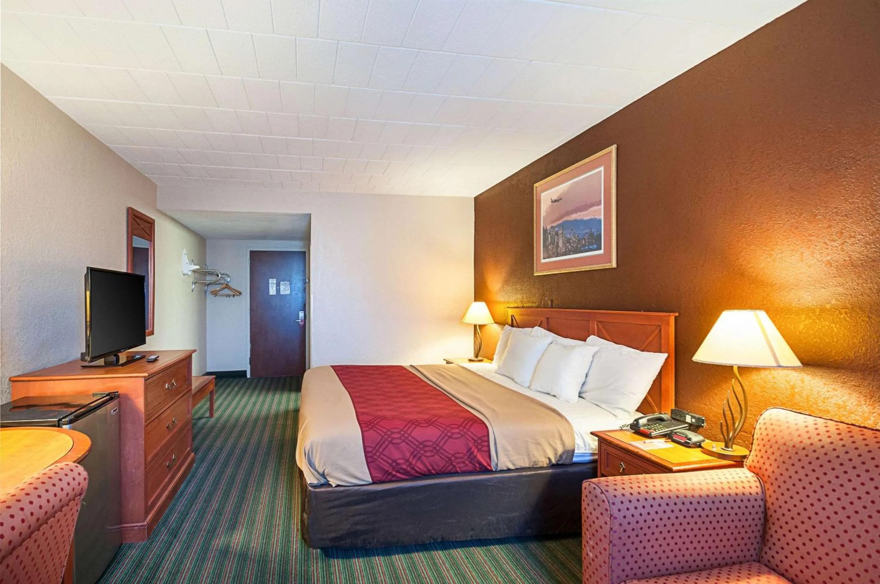 Photo of the whole room, Bed in Quality Inn Near Pimlico Racetrack
