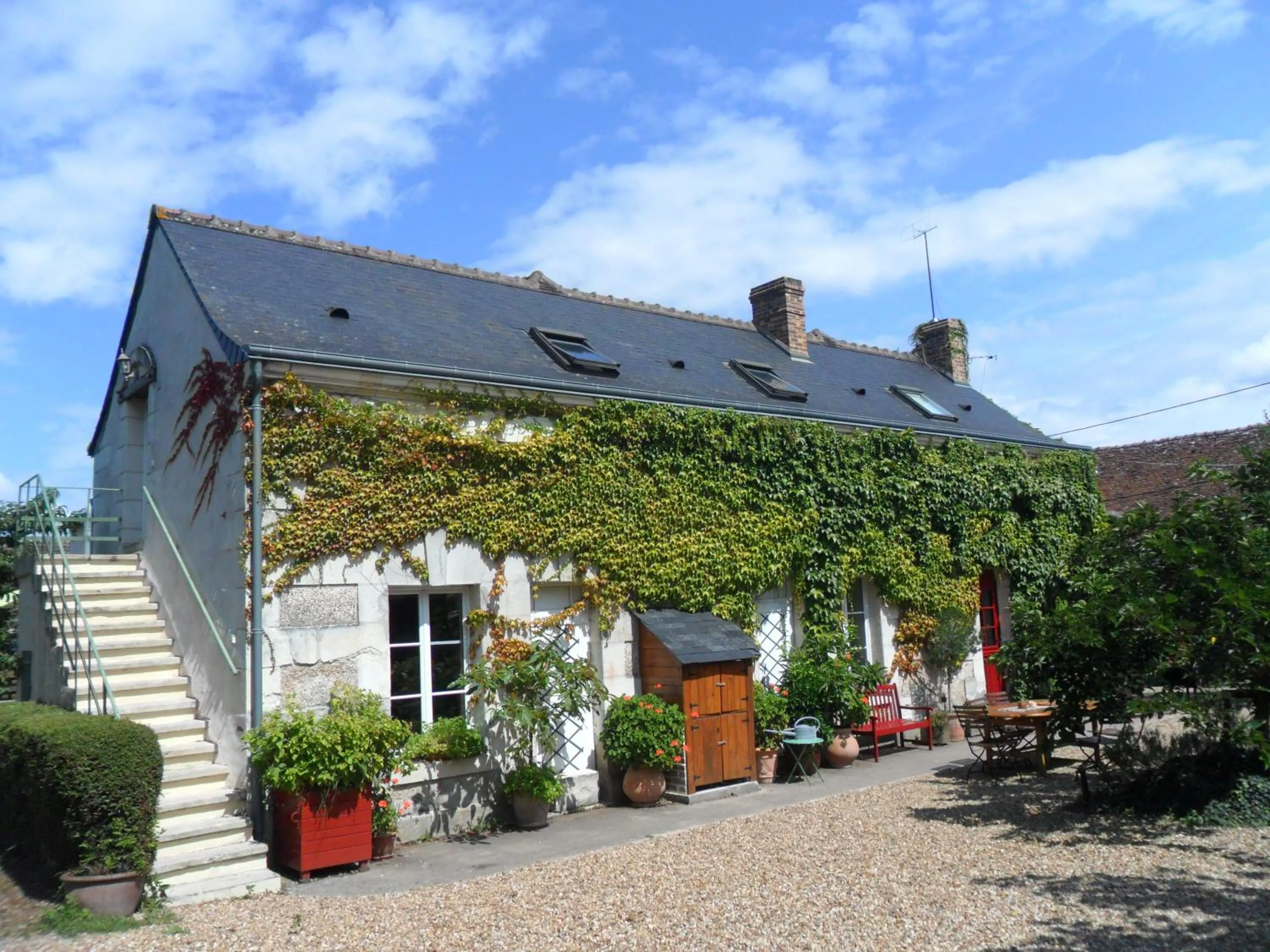 Facade/entrance in Chambres d'Hôtes La Turone
