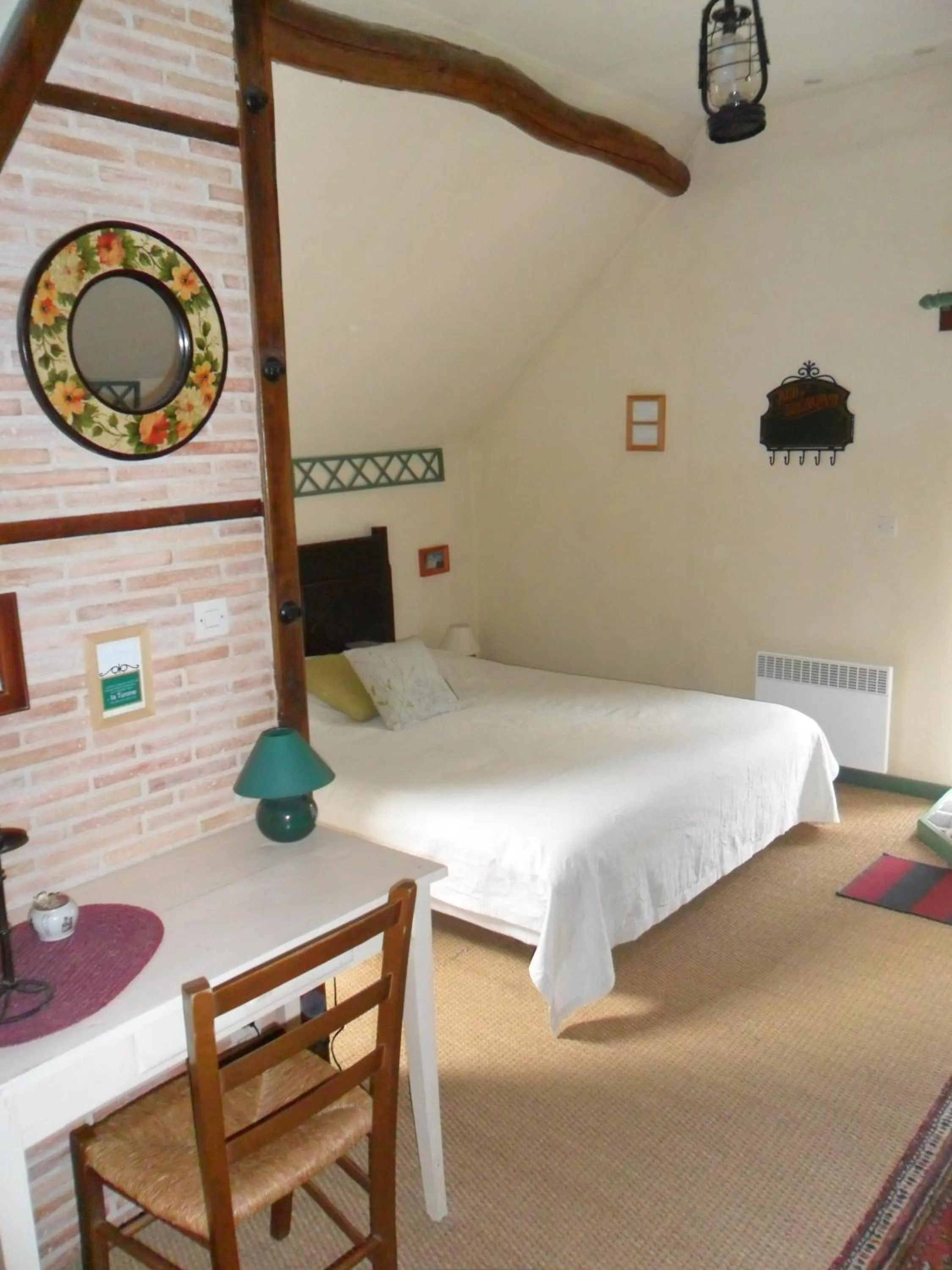 Bedroom, Bed in Chambres d'Hôtes La Turone