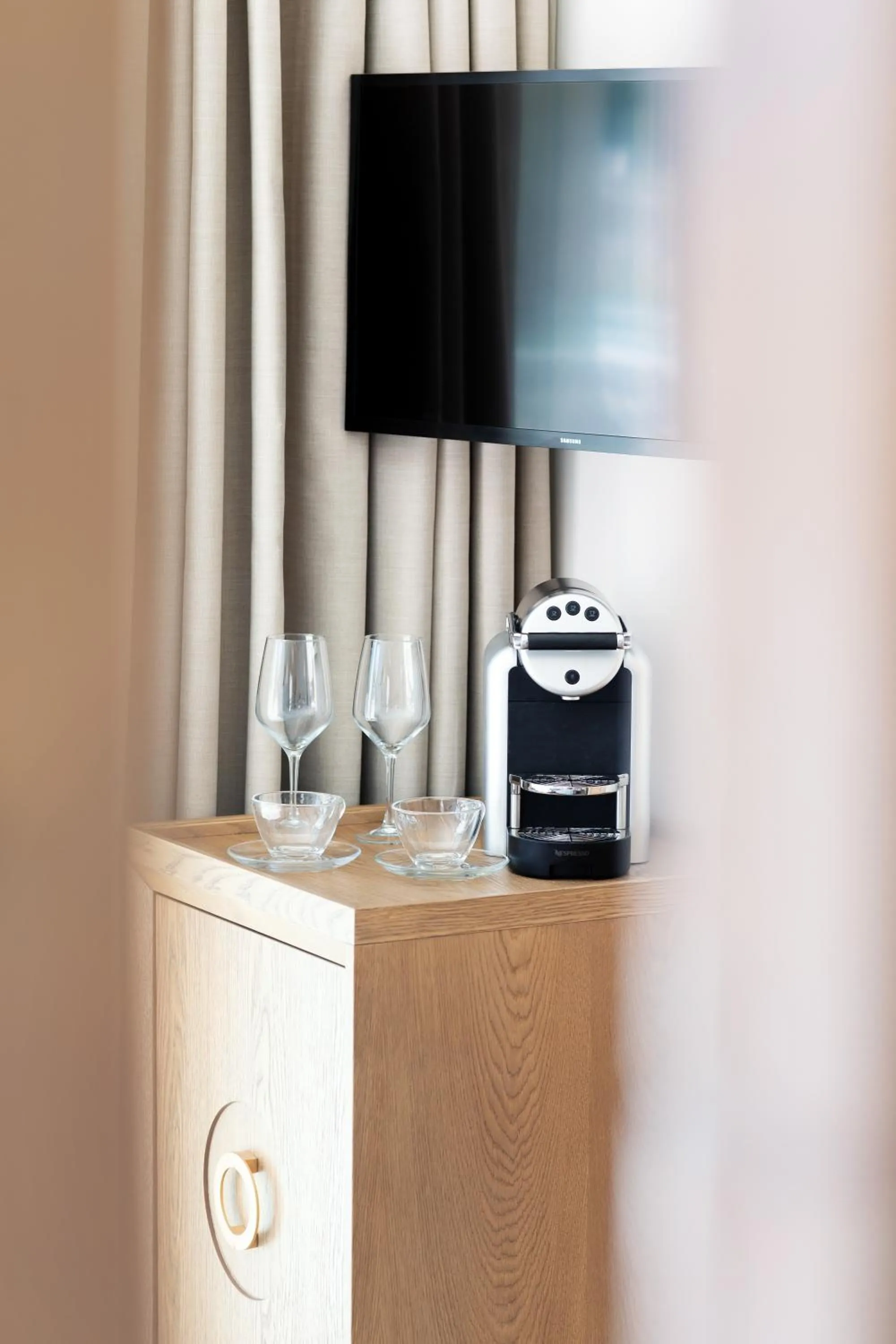 TV and multimedia in Alexandra Elegance Bridging Generations