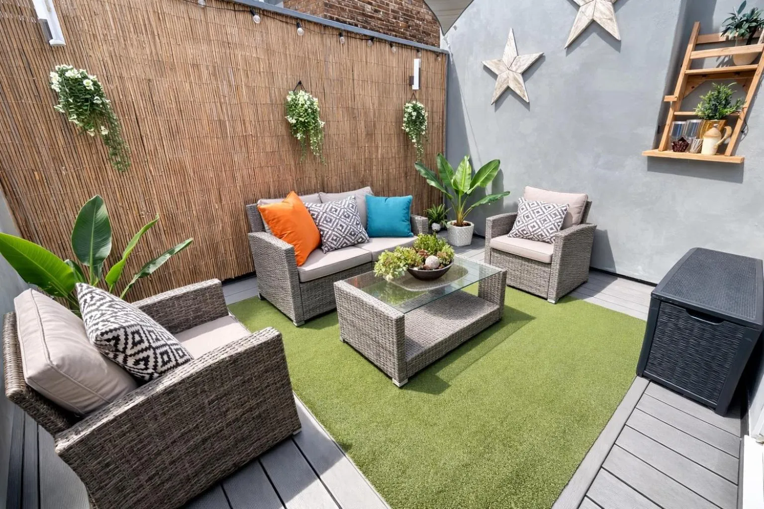 Patio in Margate Duplex with Private Terrace Air Conditioning The Duplex