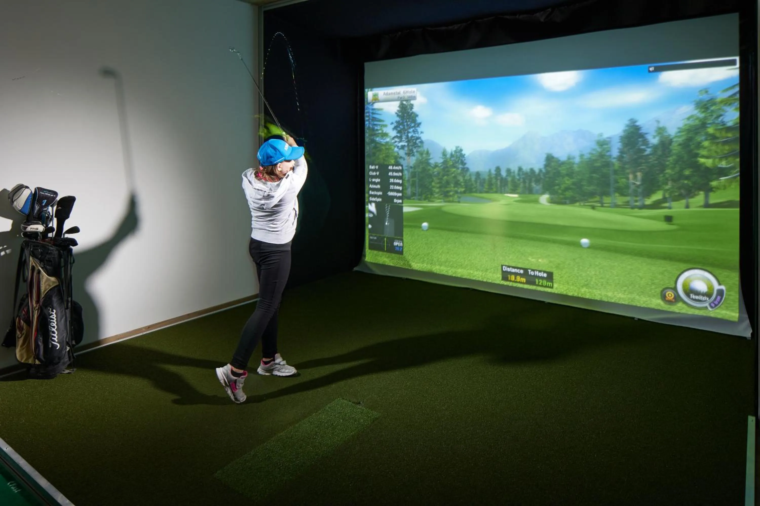 Golfcourse in Good Rooms GmbH Guntramsdorf