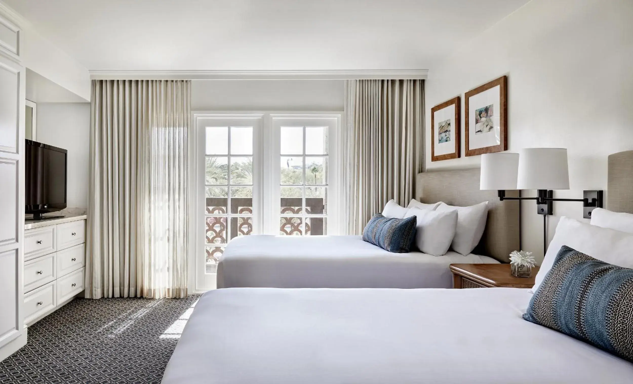 Bed in Arizona Grand Resort Bed in Arizona Grand Resort