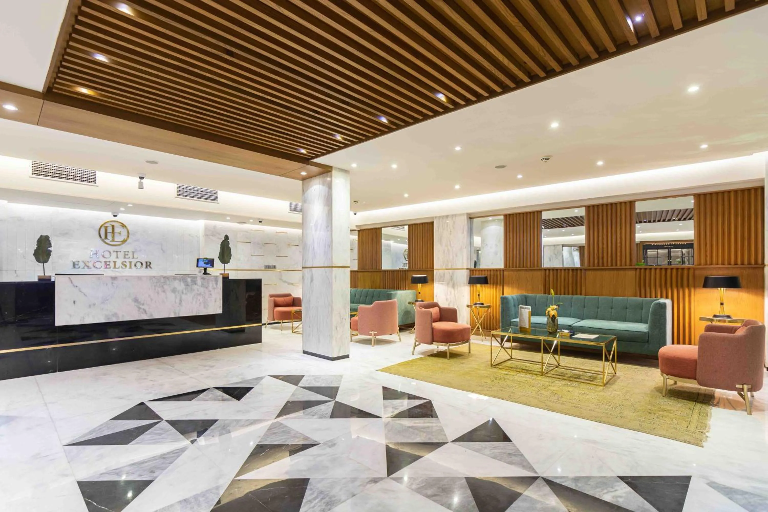 Hotel Excelsior Karachi