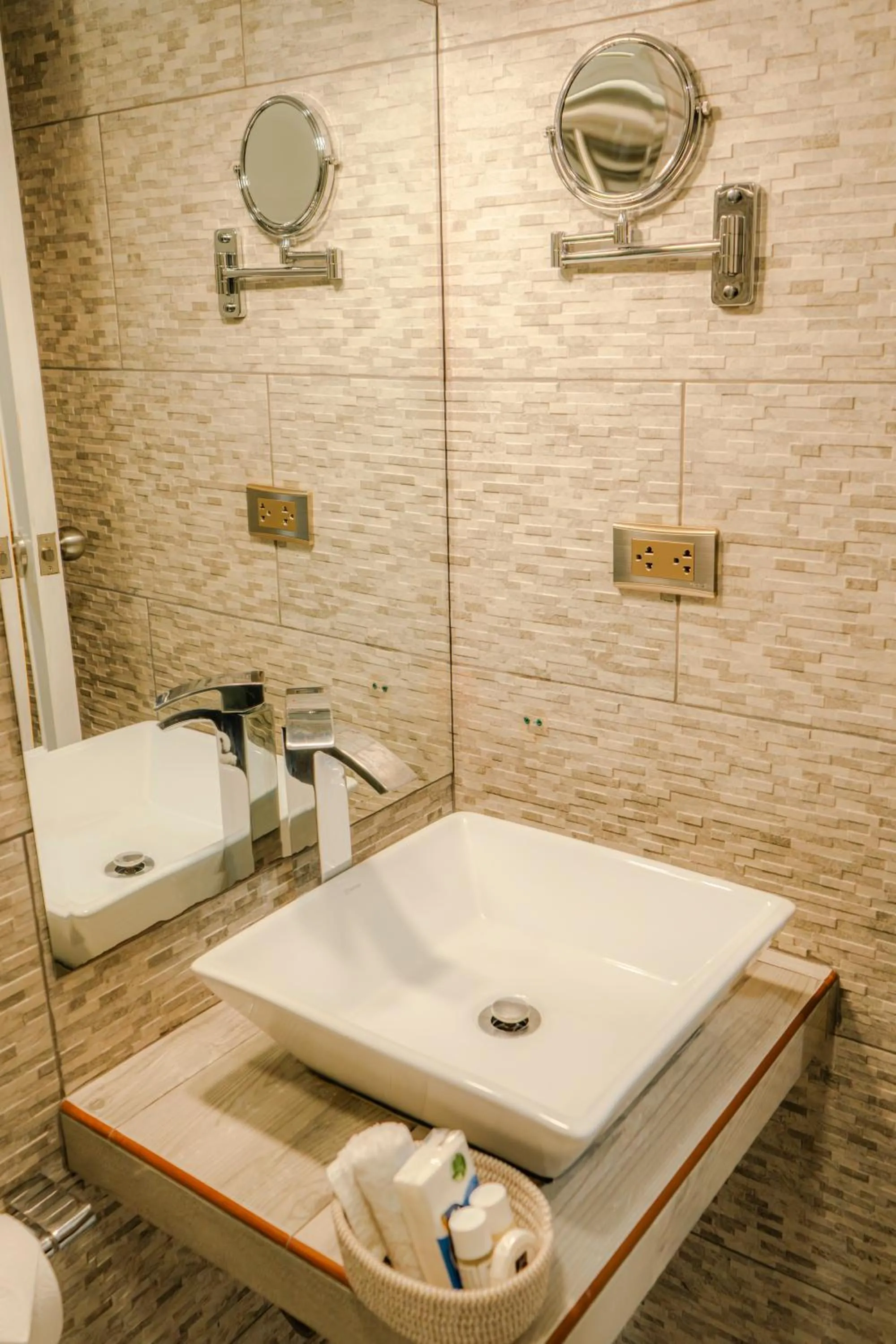 Toilet in HOTEL PIEDRA SANTA - Moquegua