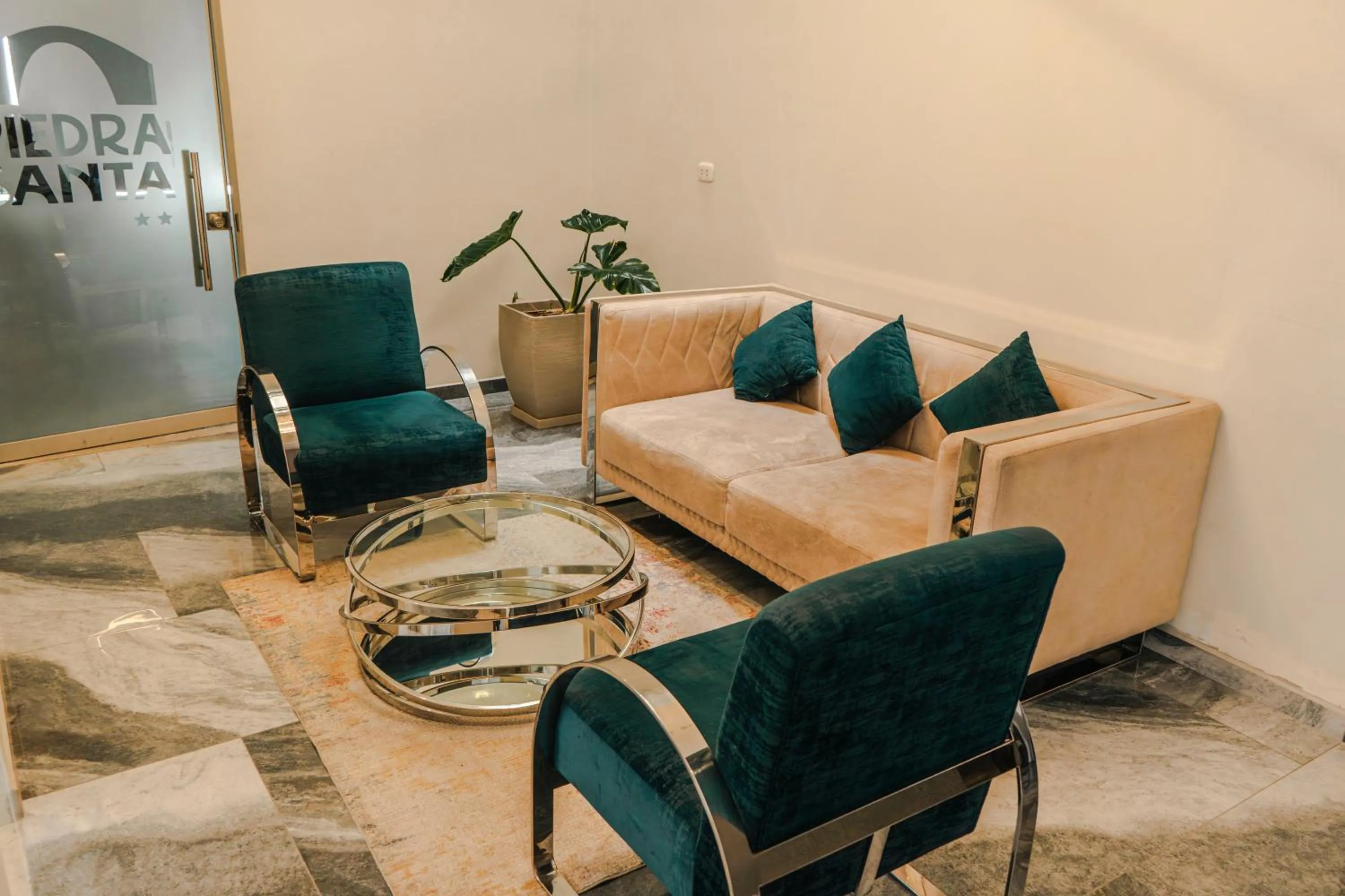 Living room in HOTEL PIEDRA SANTA - Moquegua