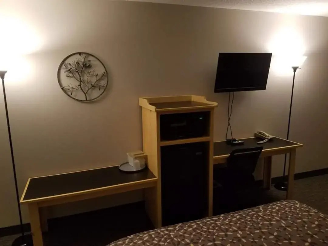 Standard Double Room in Northern Lights Inn Standard Double Room in Northern Lights Inn