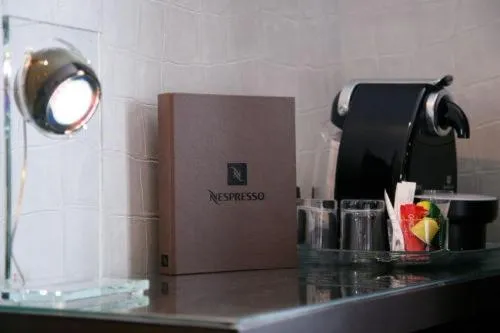 Coffee/tea facilities in L'Adresse