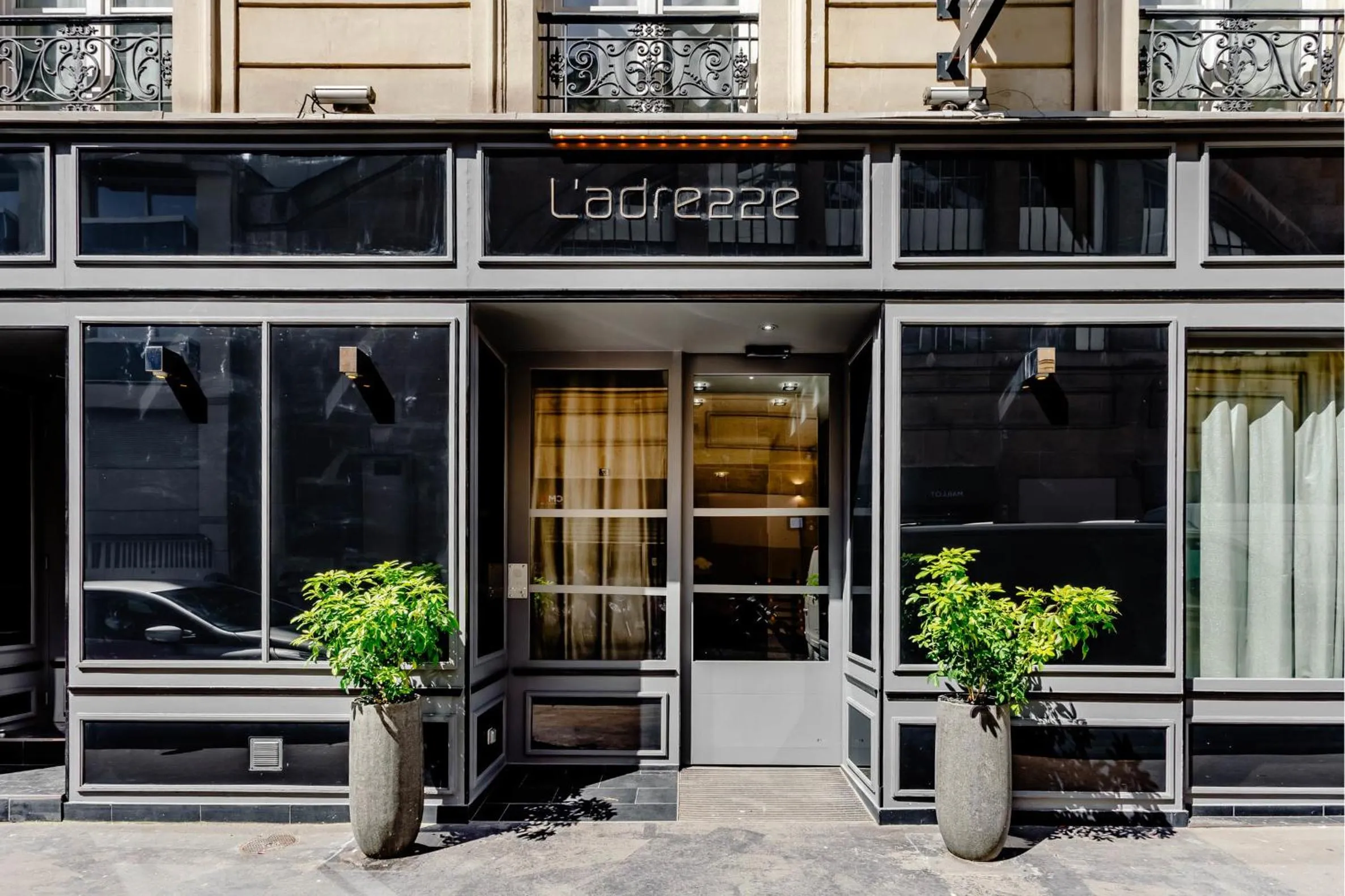 Facade/entrance in L'Adresse